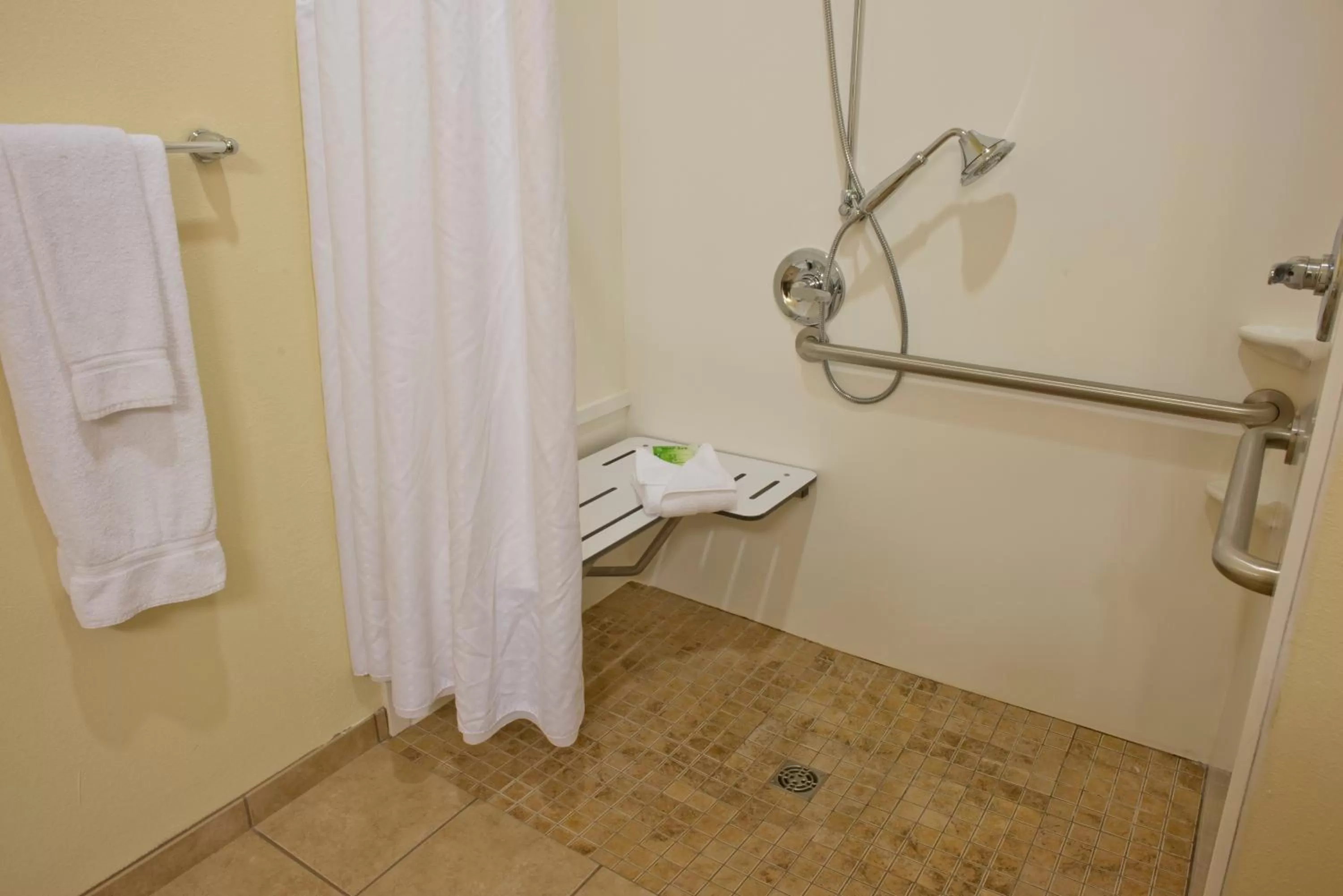 Suite with Two Queen Beds and Mobility Accessible Tub - Non-Smoking in Holiday Inn Express Hotel & Suites Prattville South by IHG