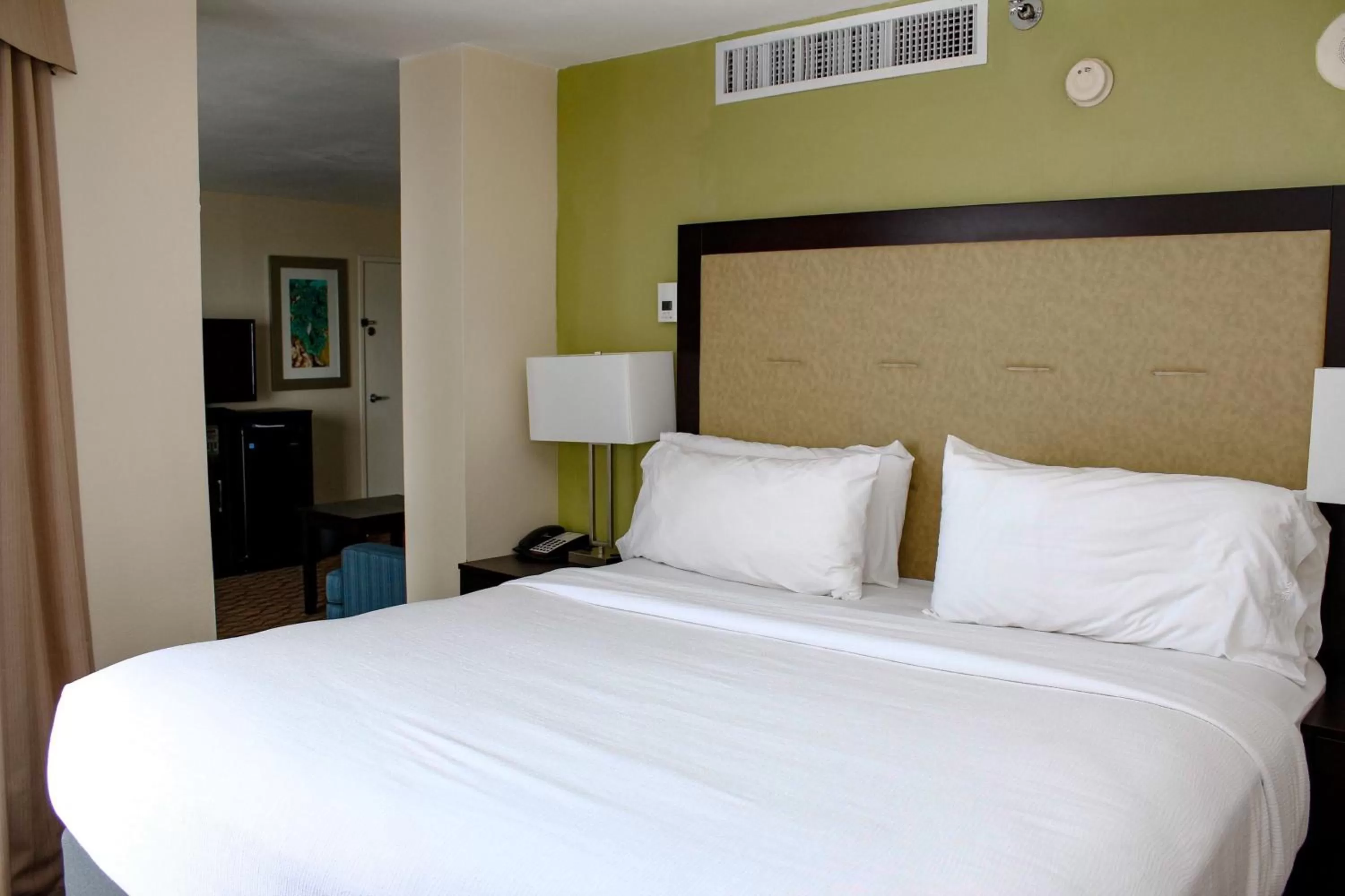 Superior King Room with Ocean View in Holiday Inn Corpus Christi Downtown Marina by IHG