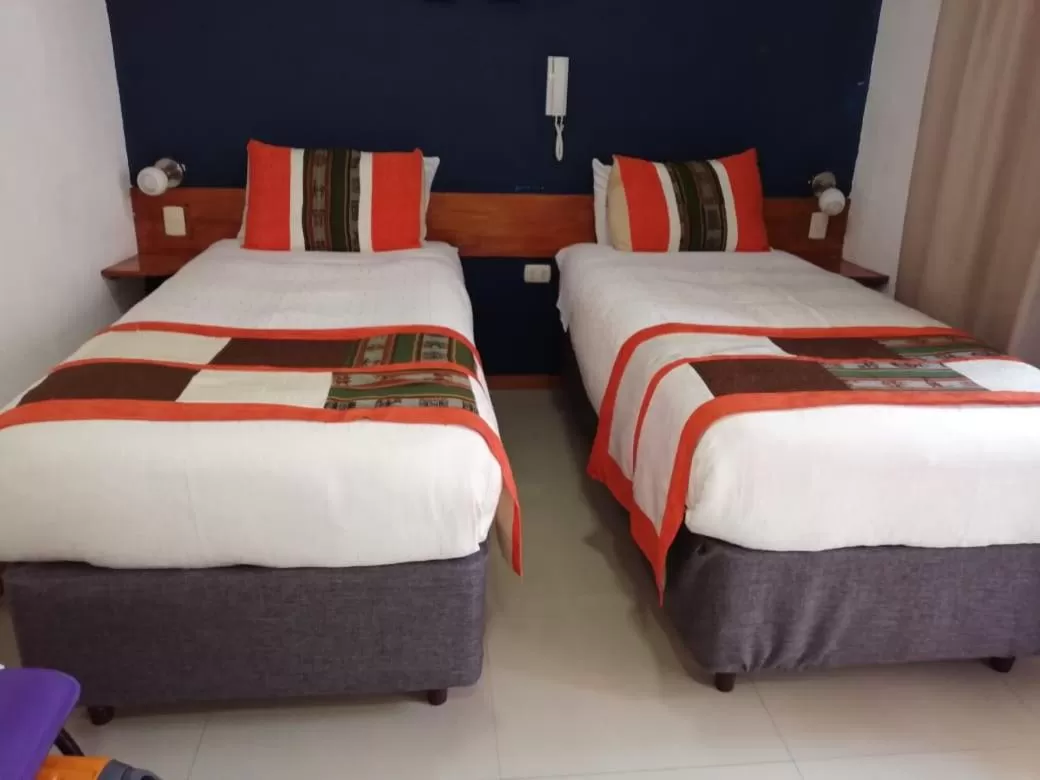 Twin Room in Hotel Esmeralda