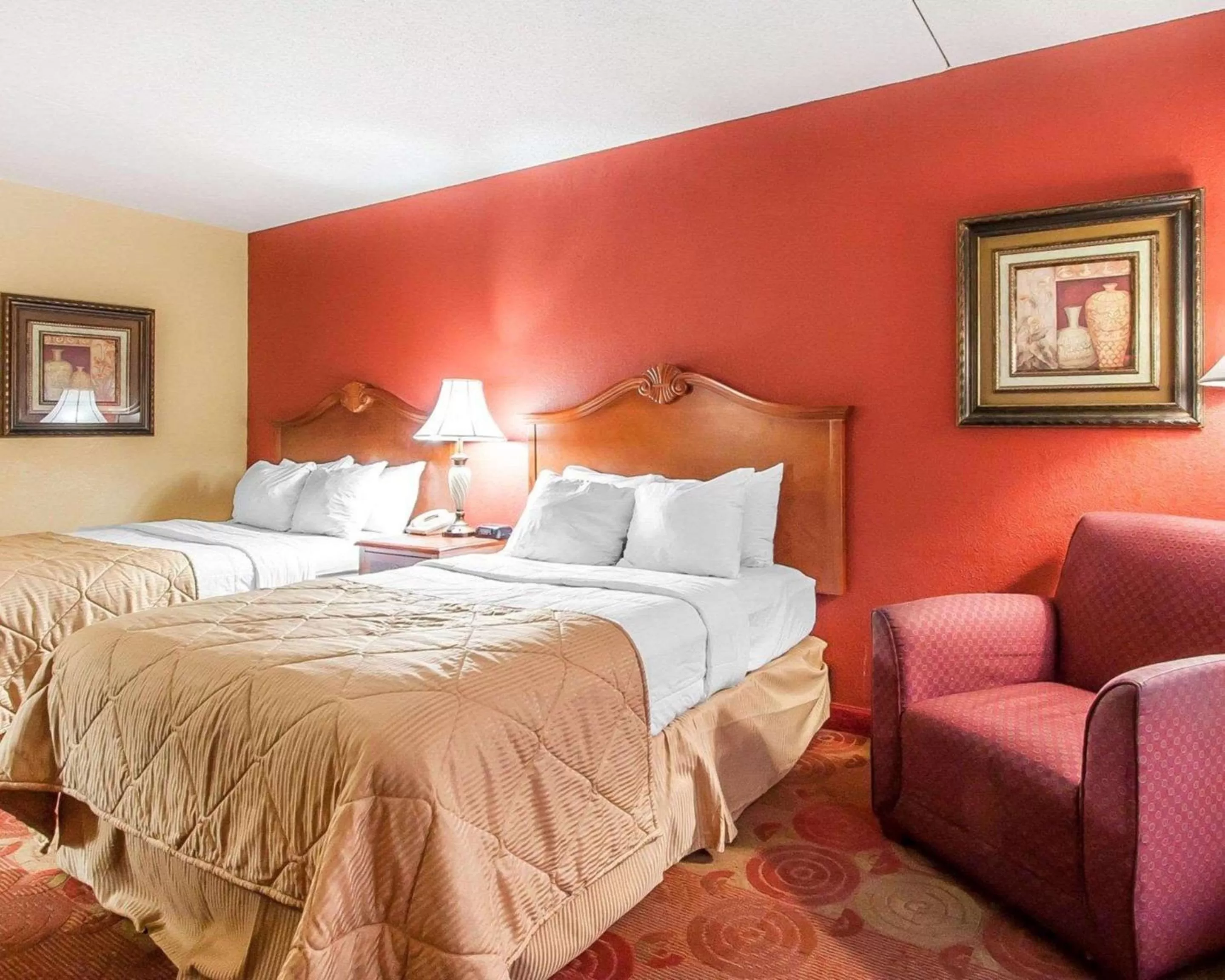 Double Room with Two Double Beds - Non-Smoking in Clarion Inn & Suites University Center