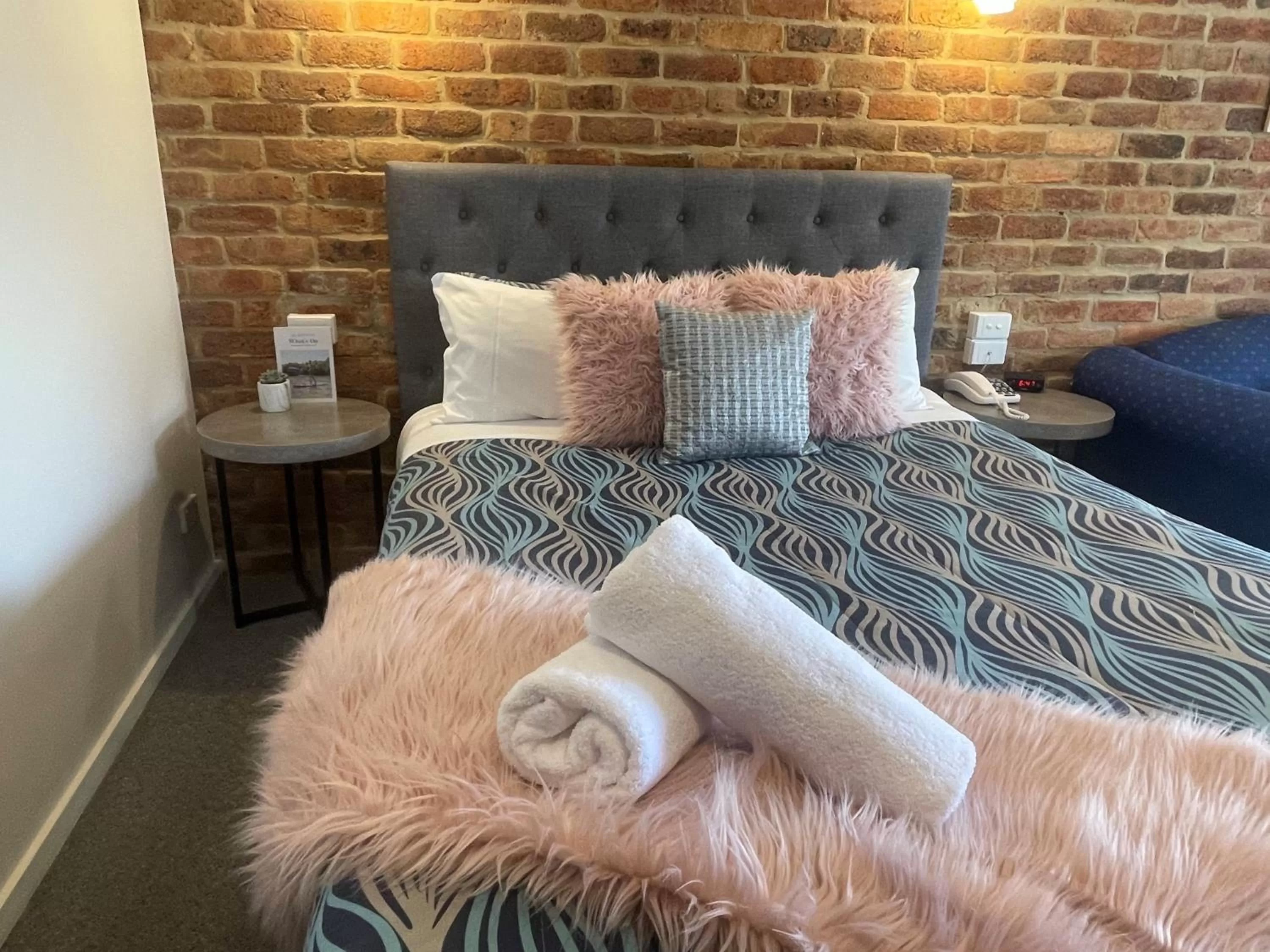 Superior Double Room in Paddlewheel Motel