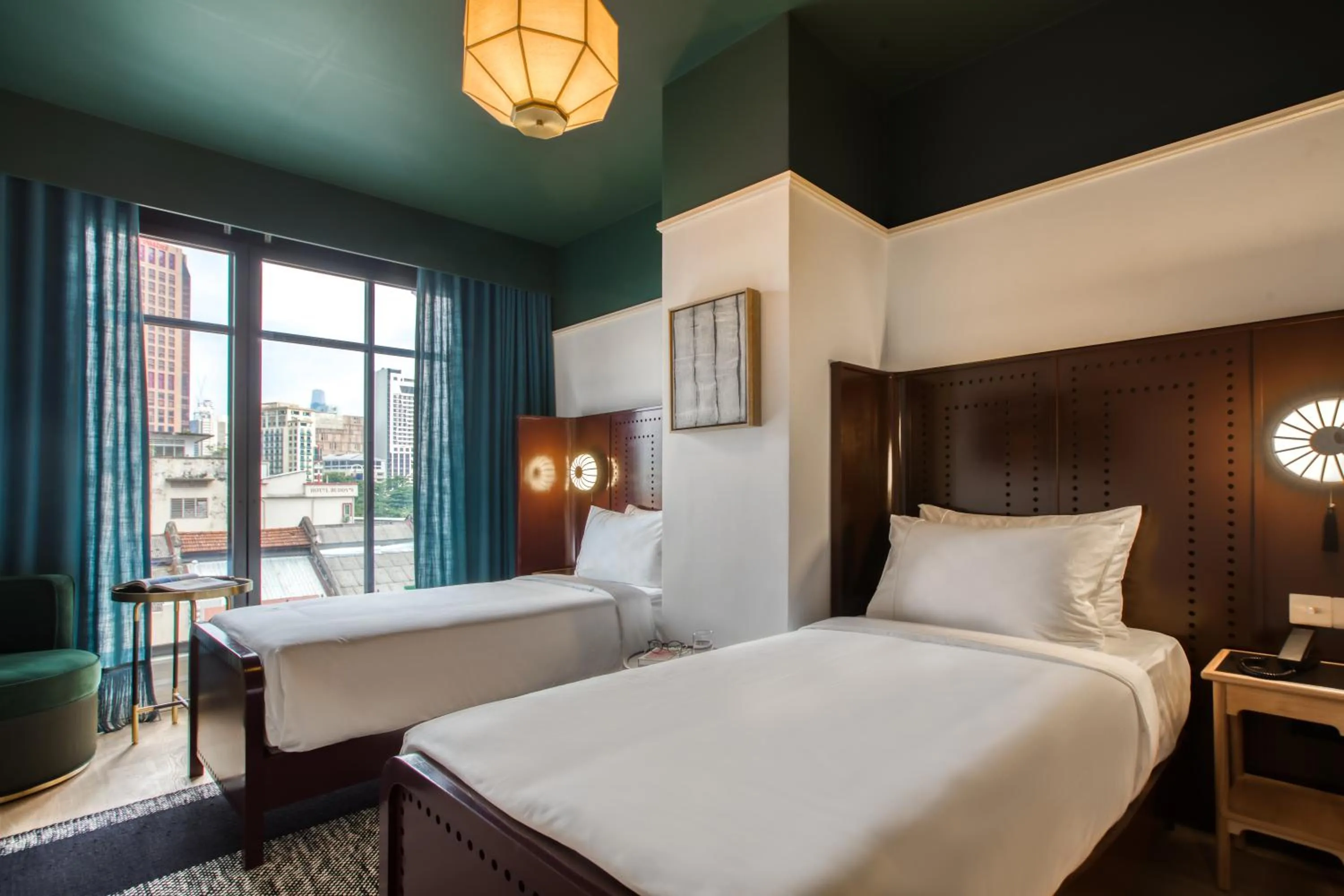 The Twin Den in The Chow Kit - an Ormond Hotel