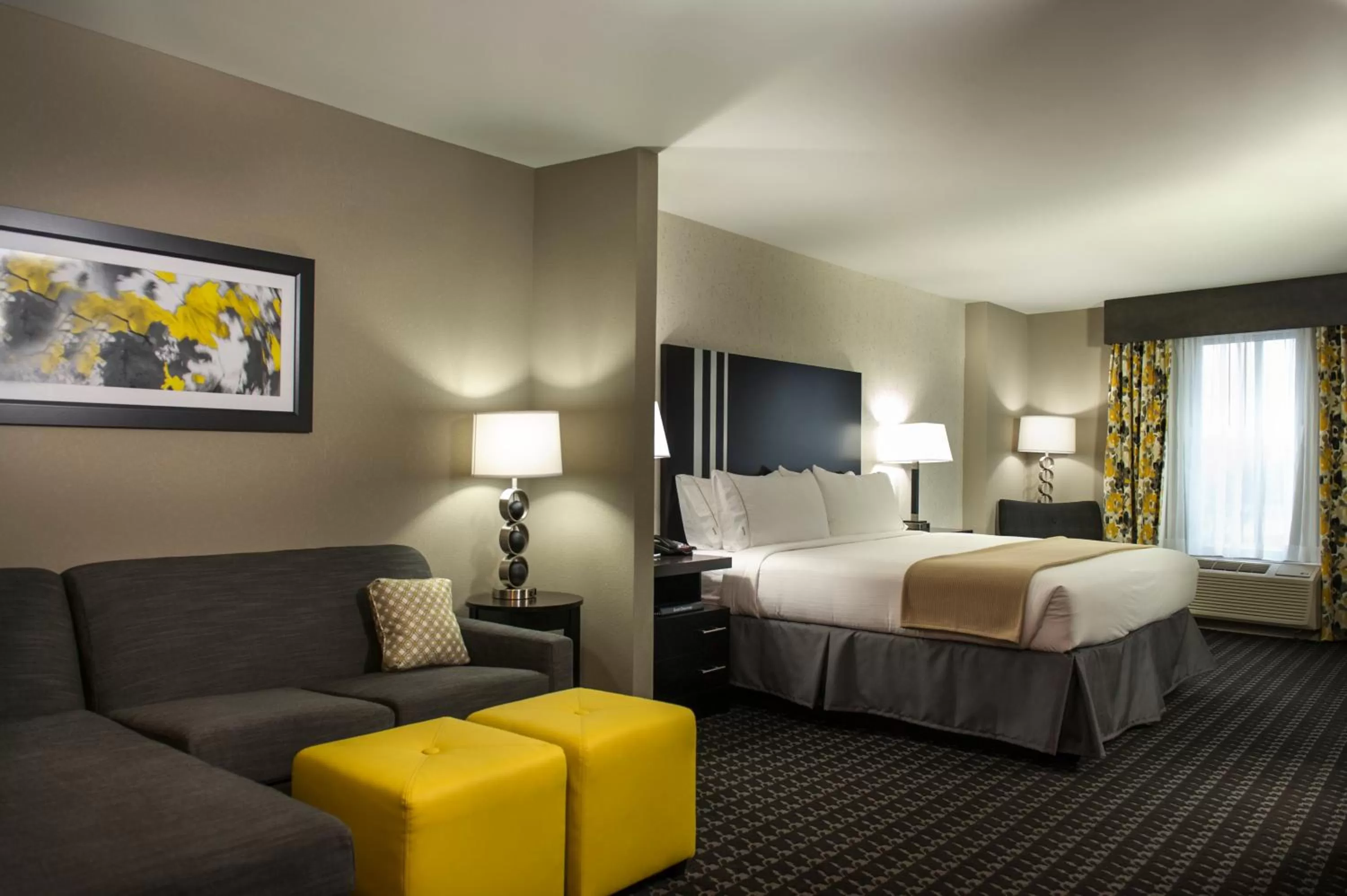 King Suite - Hearing Disability Access - Non-Smoking in Holiday Inn Express and Suites Madison Central by IHG