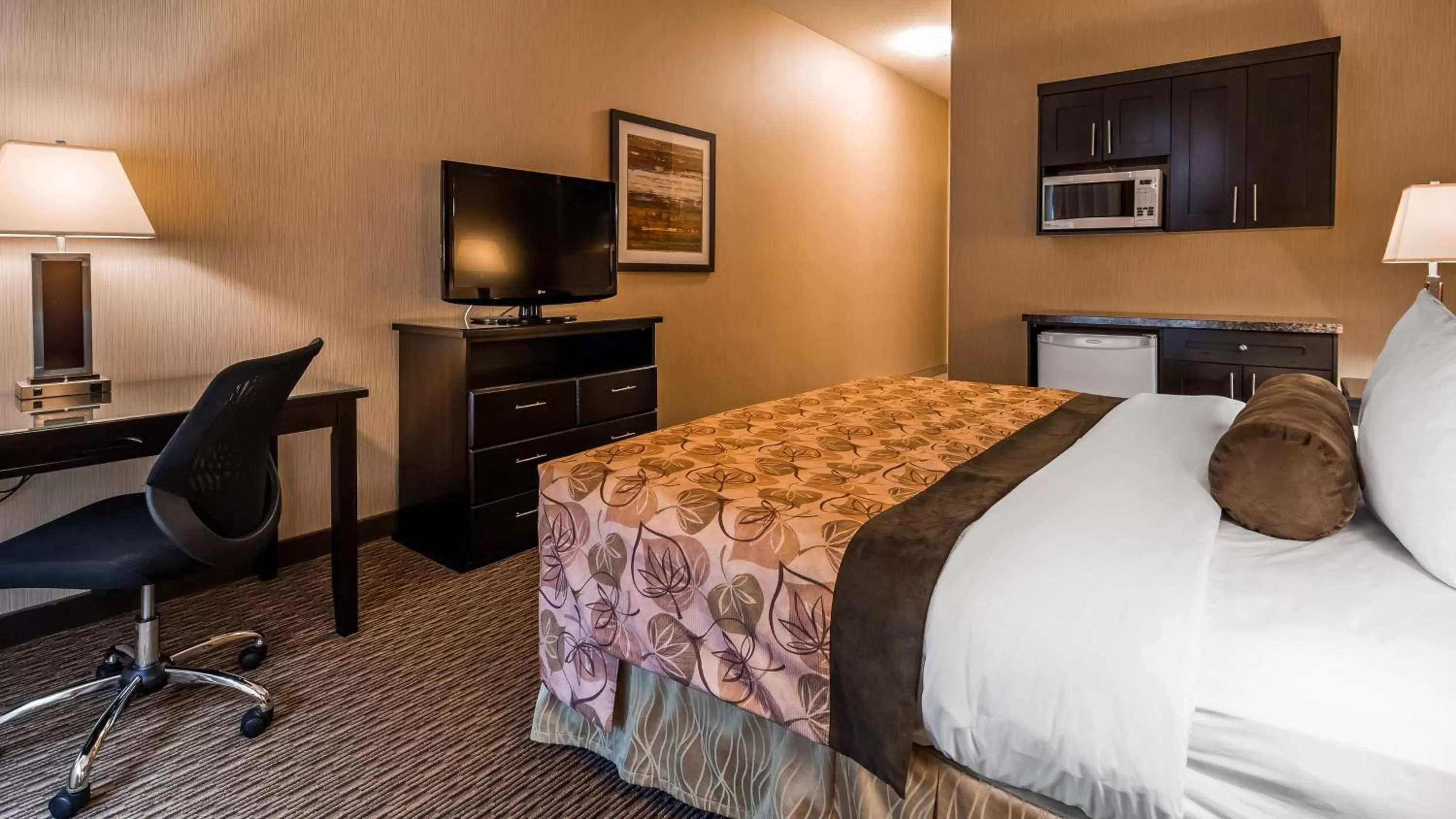 King Room - Non-Smoking in Best Western Estevan Inn & Suites