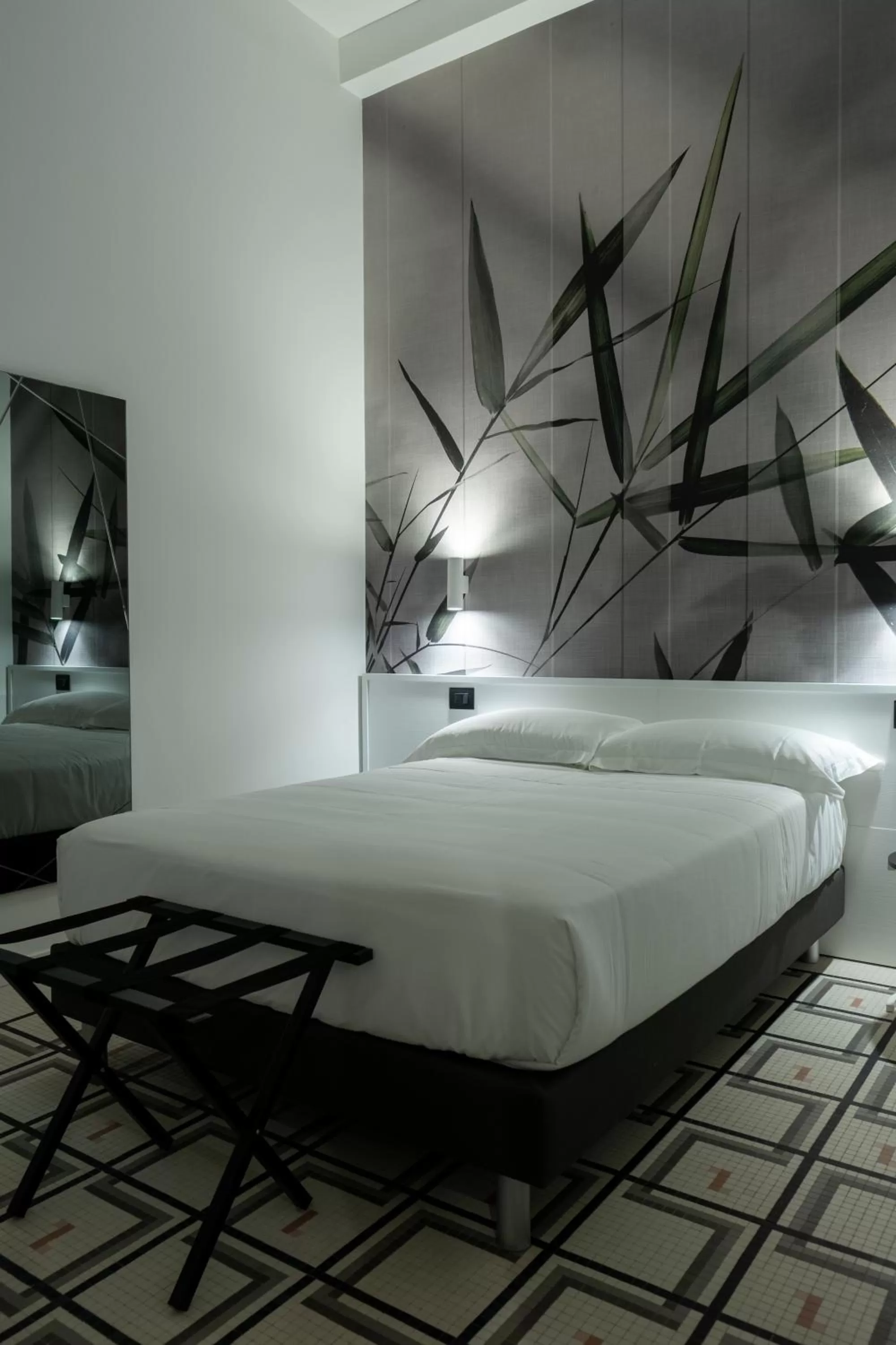 Double Room with Private Bathroom - single occupancy in Domea Superior Rooms Bed and Breakfast