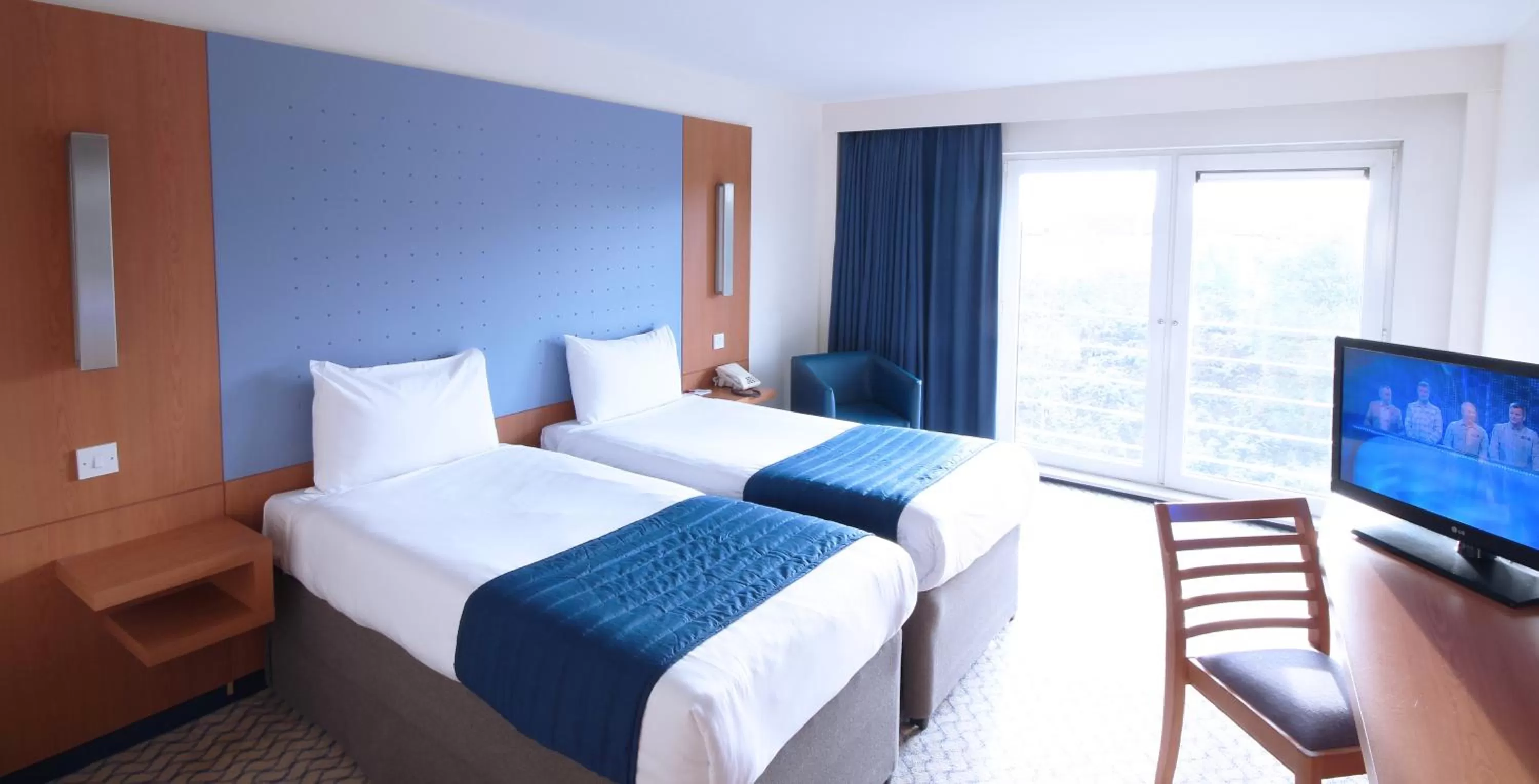 Twin Room in Ramada London North