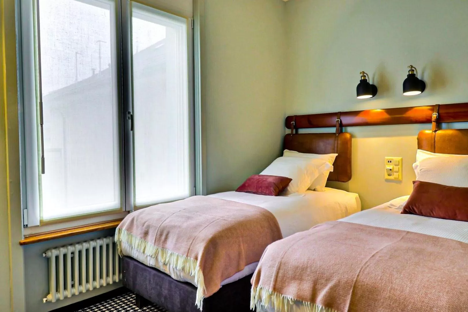 Twin Room in Le Tonnelier