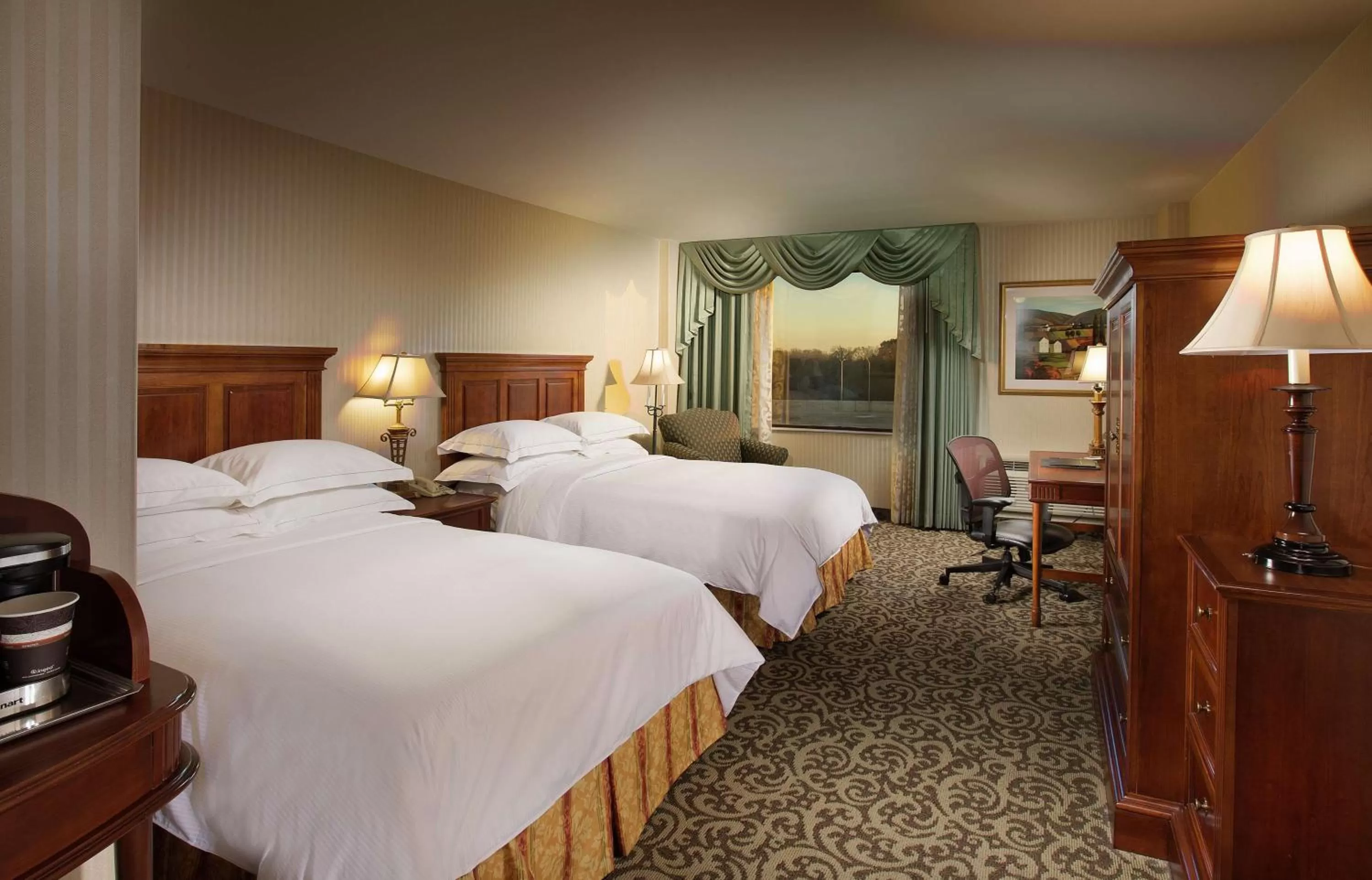 Double Room with Two Double Beds in DoubleTree by Hilton Lisle Naperville