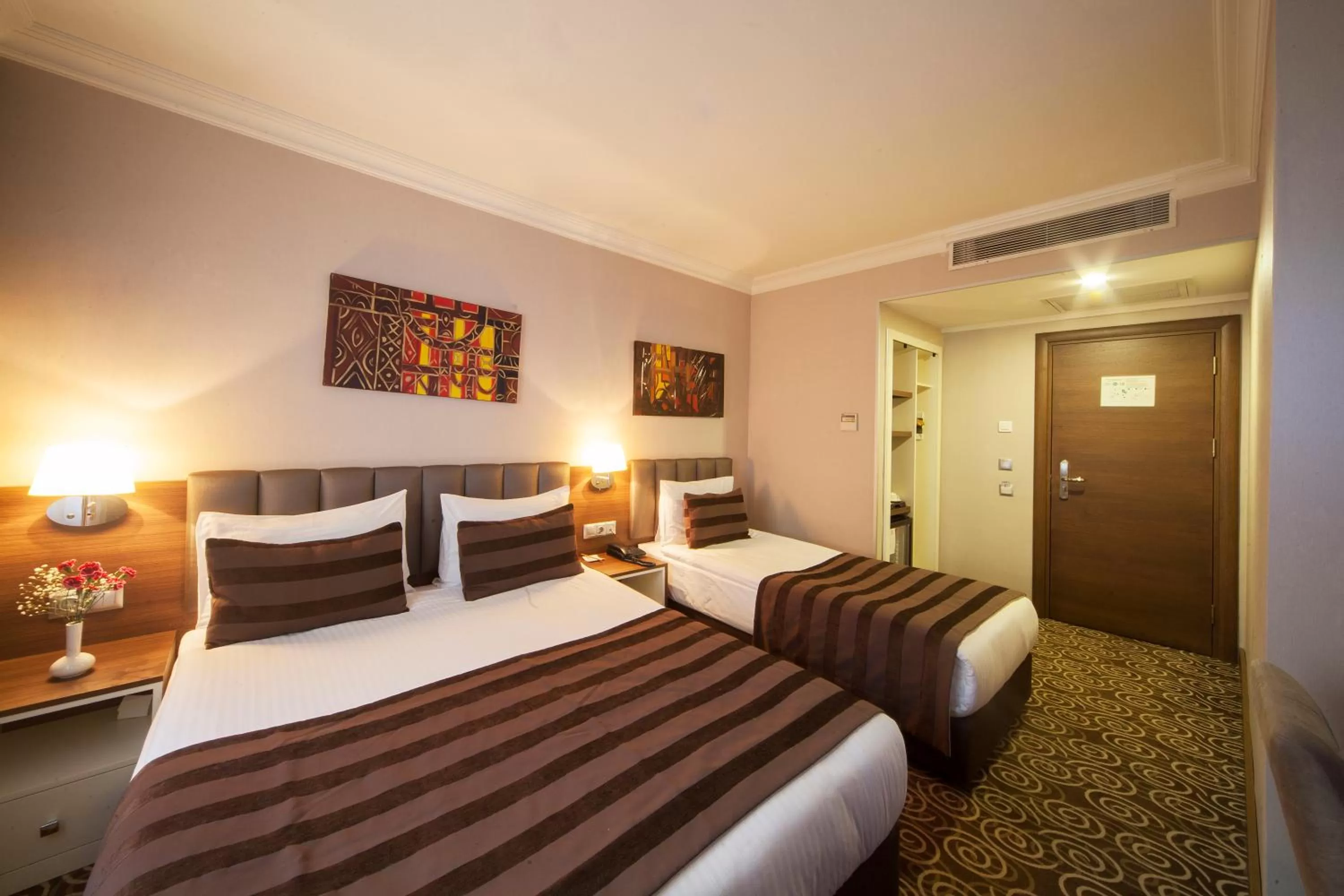 Deluxe Family Room in Delta Hotel Istanbul & Old City