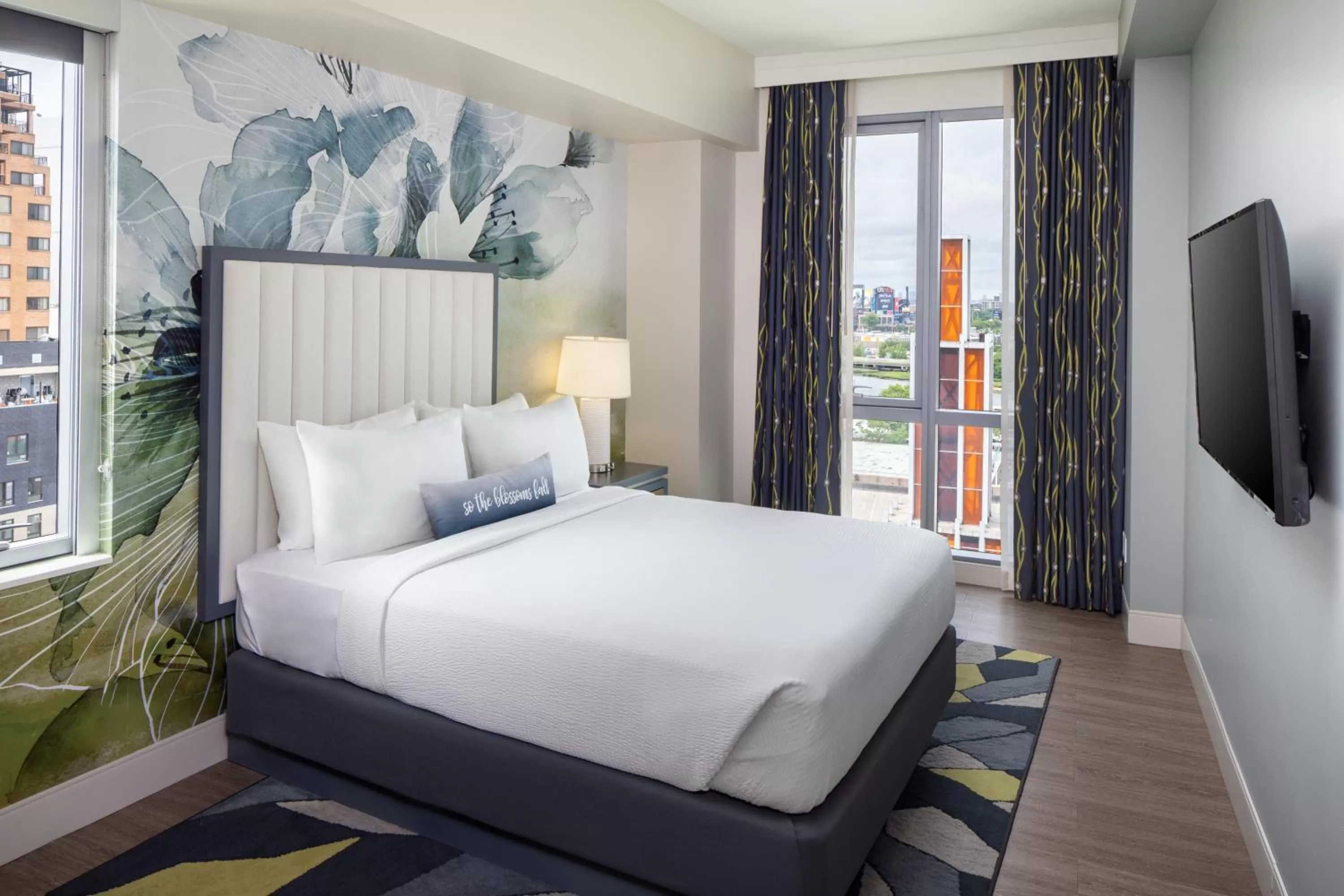 Standard Queen Room in Hotel Indigo Flushing - LaGuardia