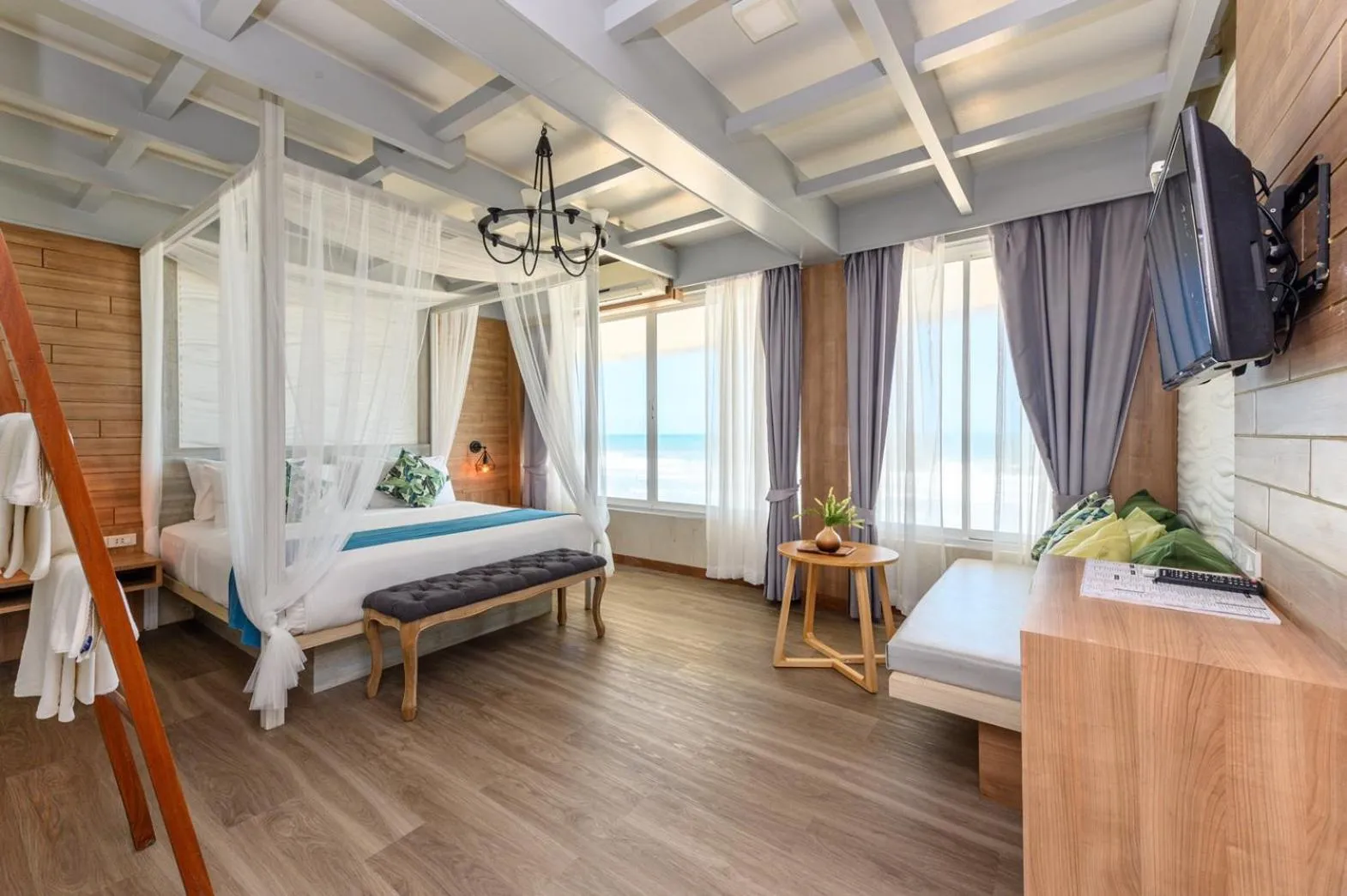 Maldives Sea View Room in Maldives Beach Resort