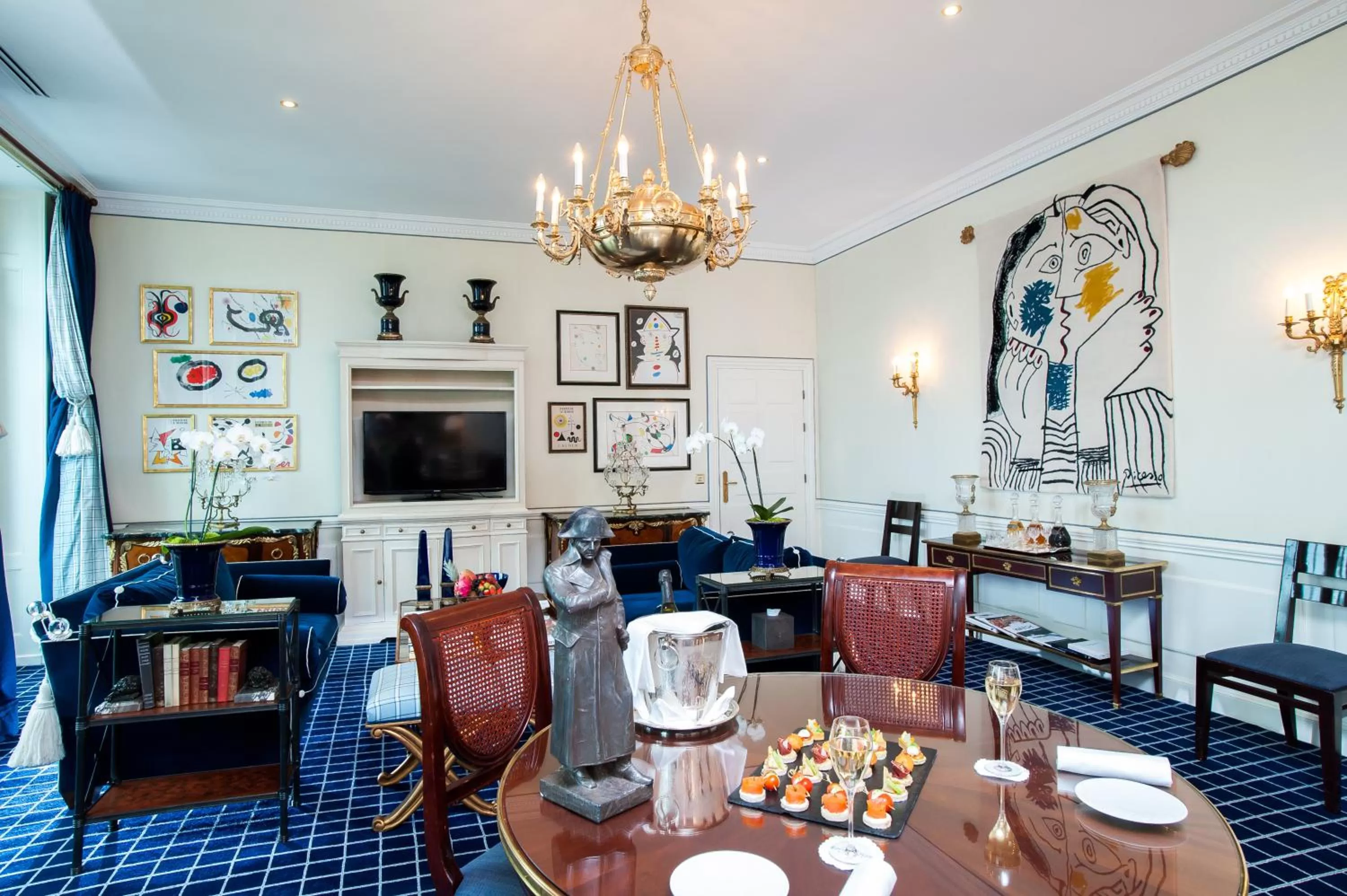 Presidential Suite with Lake View in Hotel d'Angleterre