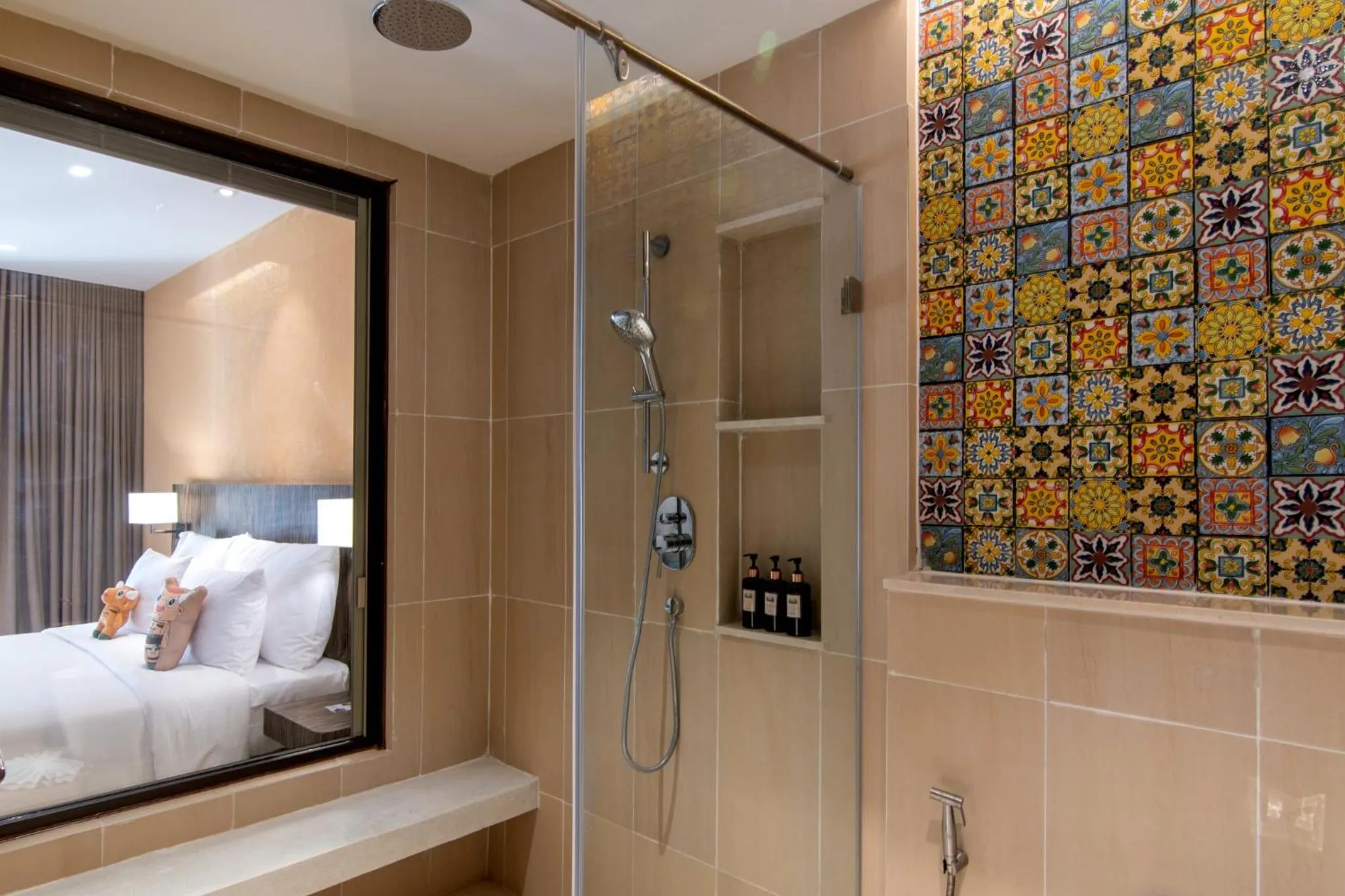 Family Room(2 Adults + 2 Children) in Pamookkoo