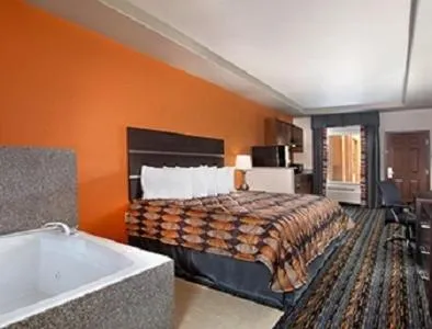 King Studio - Non-Smoking in Days Inn by Wyndham Dilley