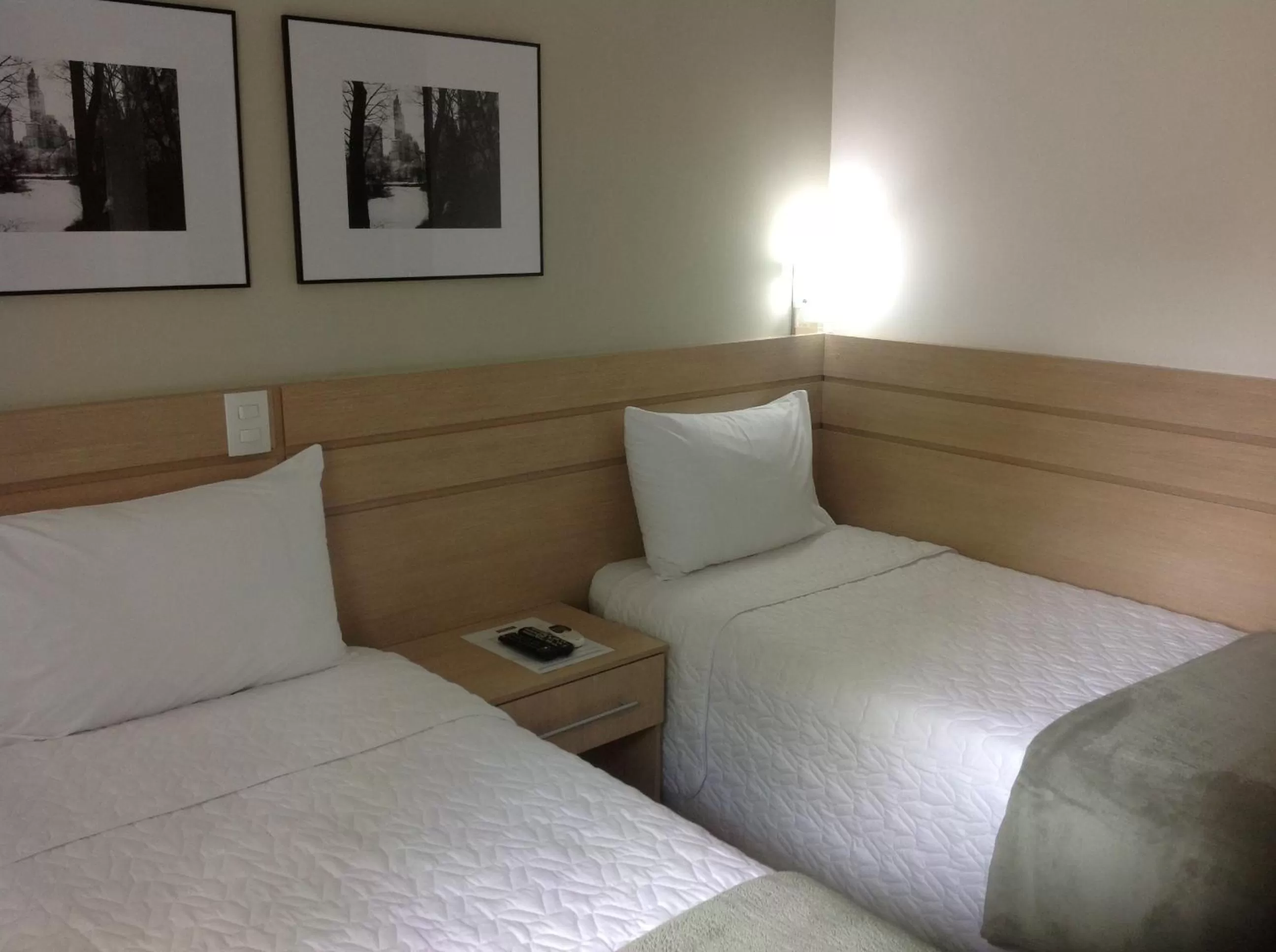 Standard Twin Room in Upper Hotel