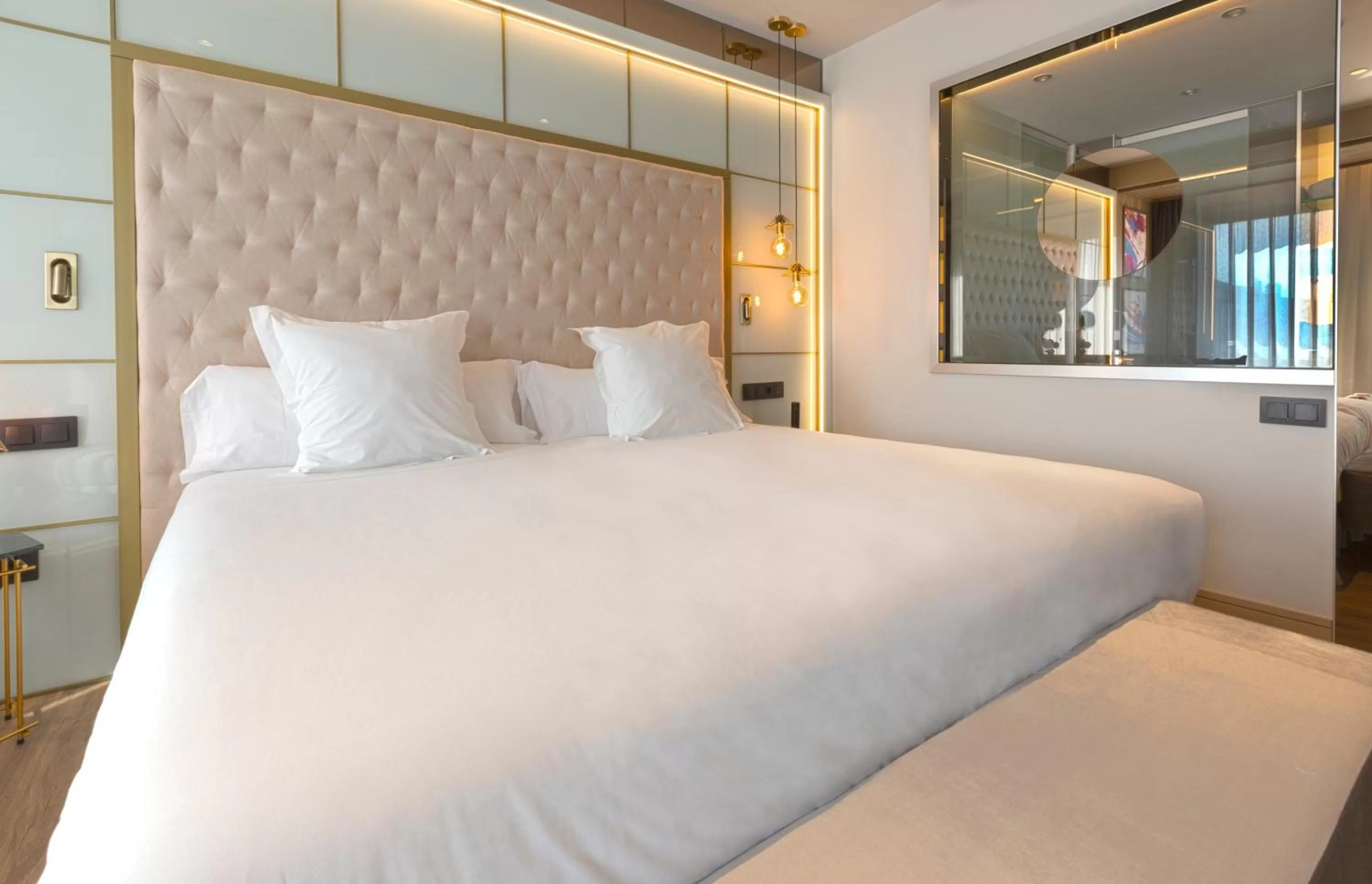 Superior Double Room with Terrace in Barceló Ourense