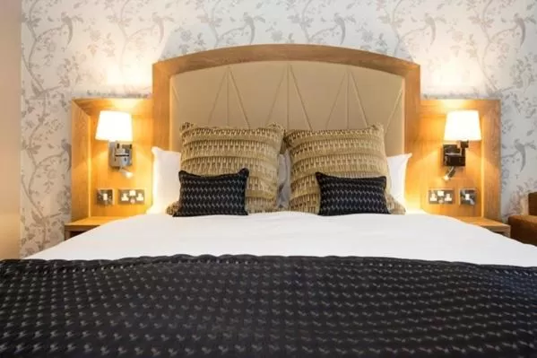 Double or Twin Room in Sandford House Hotel Wetherspoon