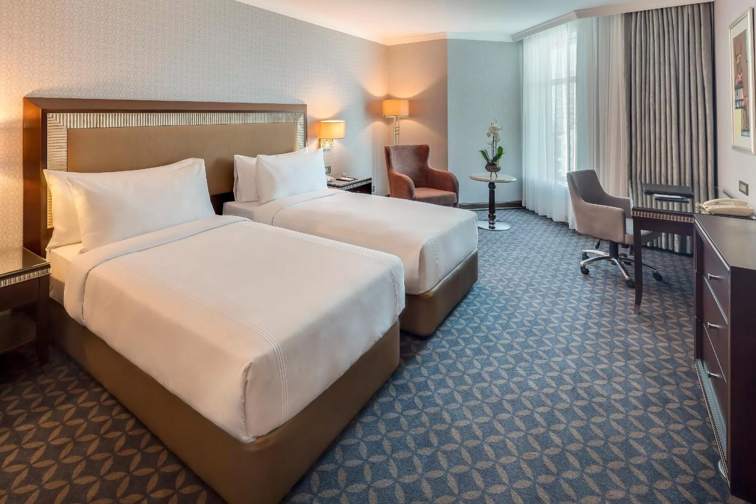 Large Twin Room in Divan Ankara