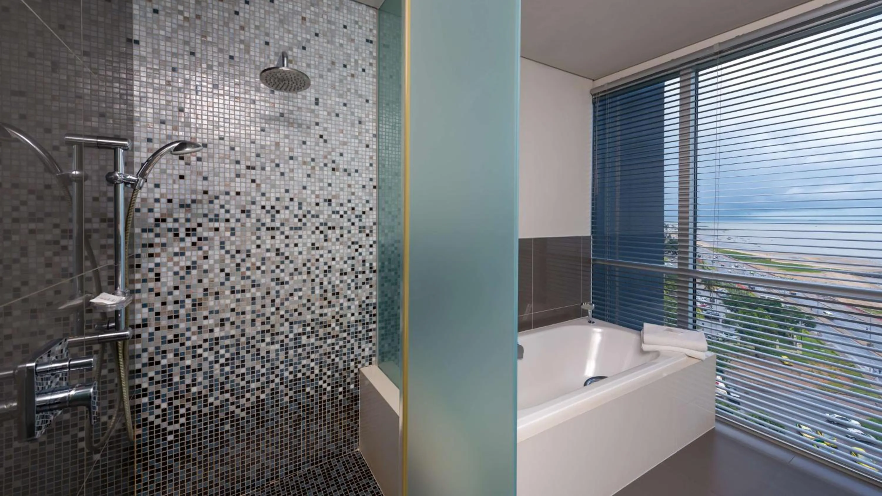 Junior Suite with Balcony and Sea View in Radisson Blu Hotel & Residence Maputo