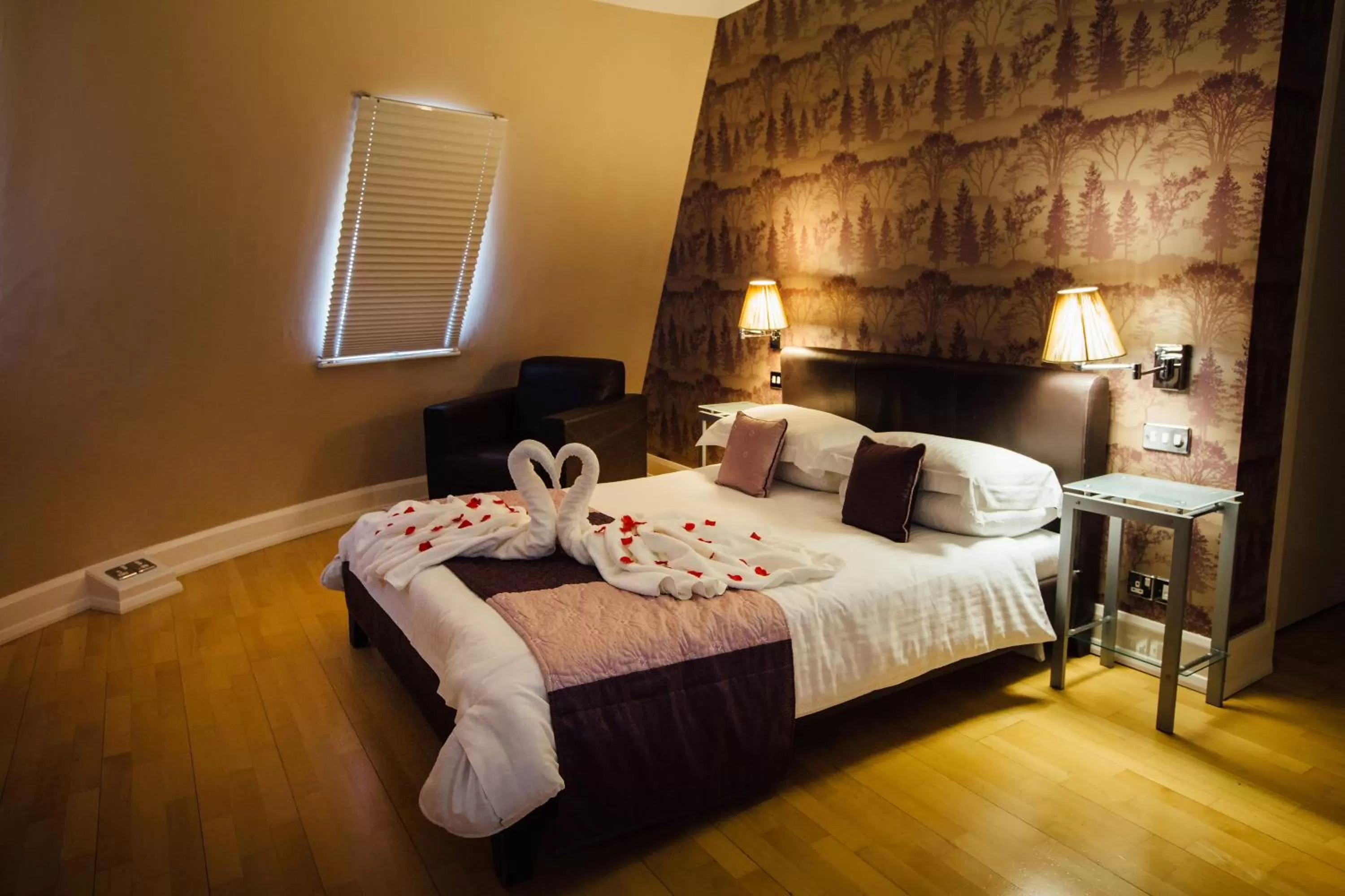 Deluxe Double Room in Duke Of Cornwall Hotel