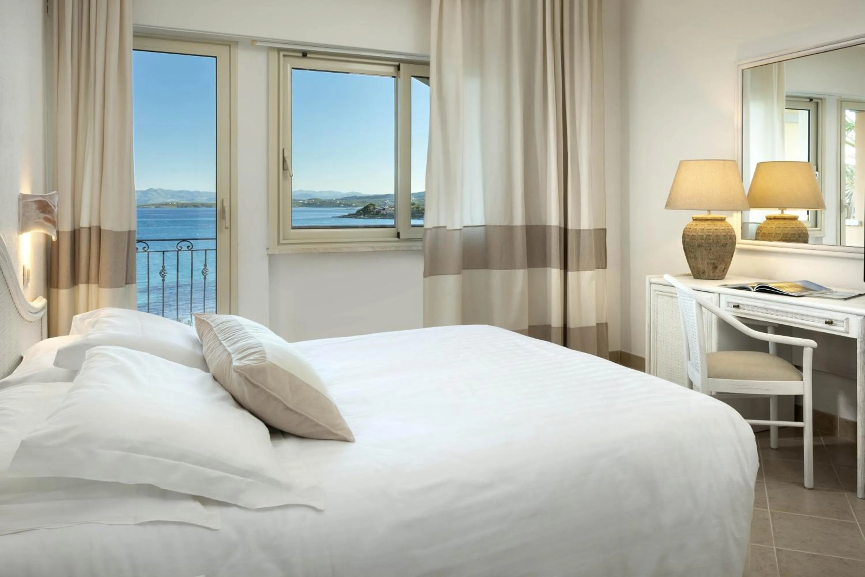 Double or Twin Room with Sea View in Gabbiano Azzurro Hotel & Suites
