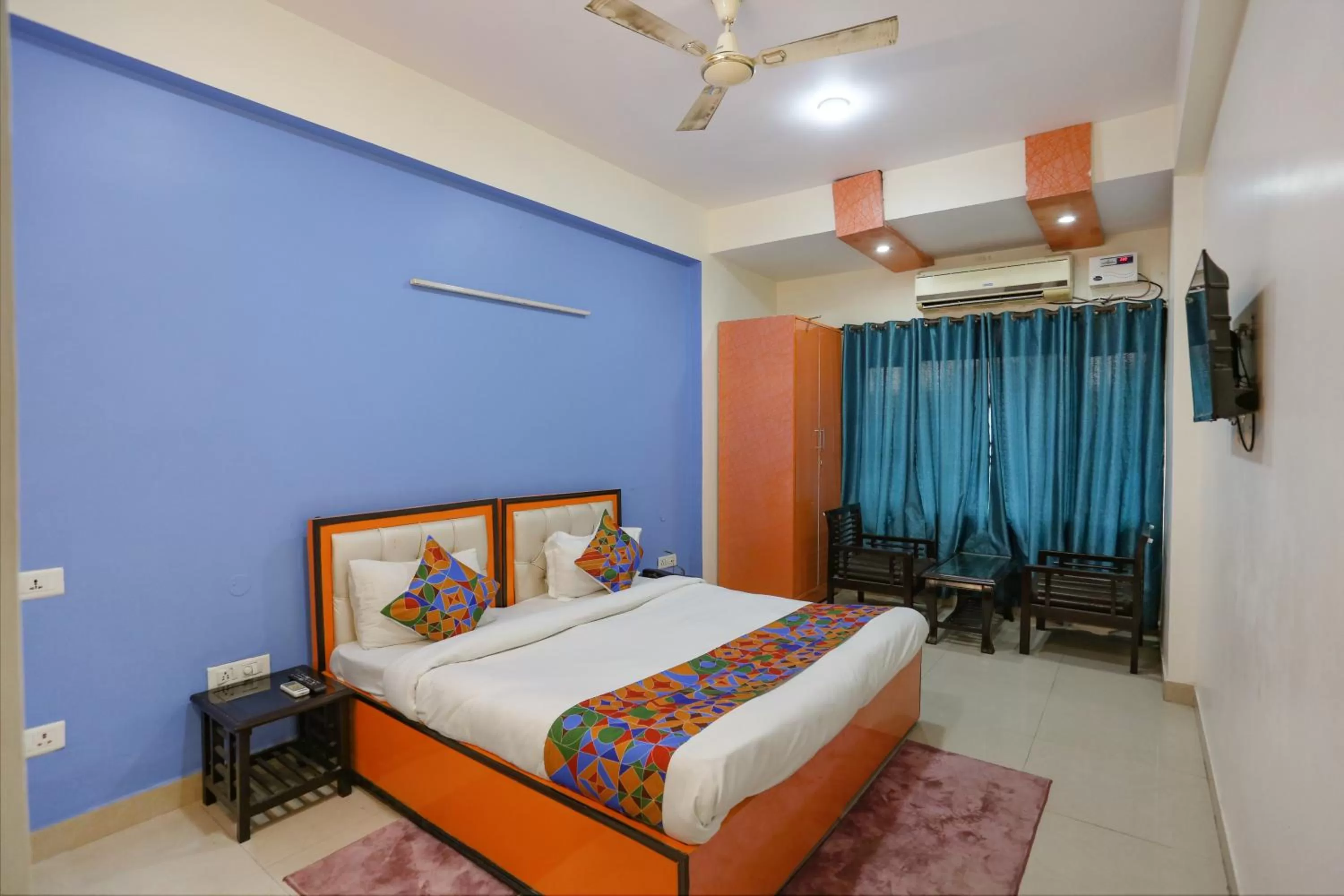 Deluxe Room - single occupancy in Super Townhouse Maithli Marg Sector 55 Formerly Red Roof