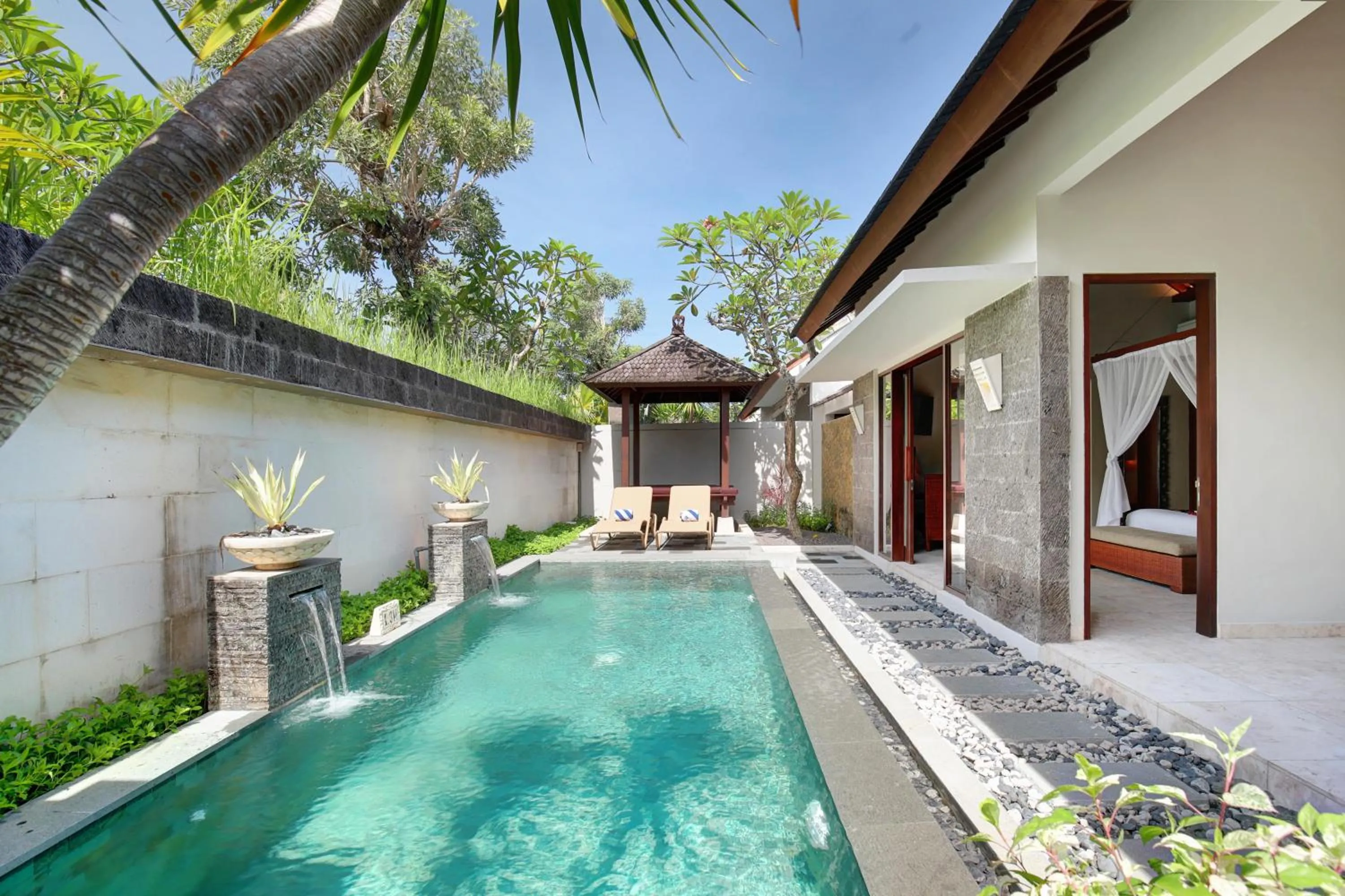 One Bedroom Deluxe Villa with Private Pool in Lumbini Luxury Villas and Spa