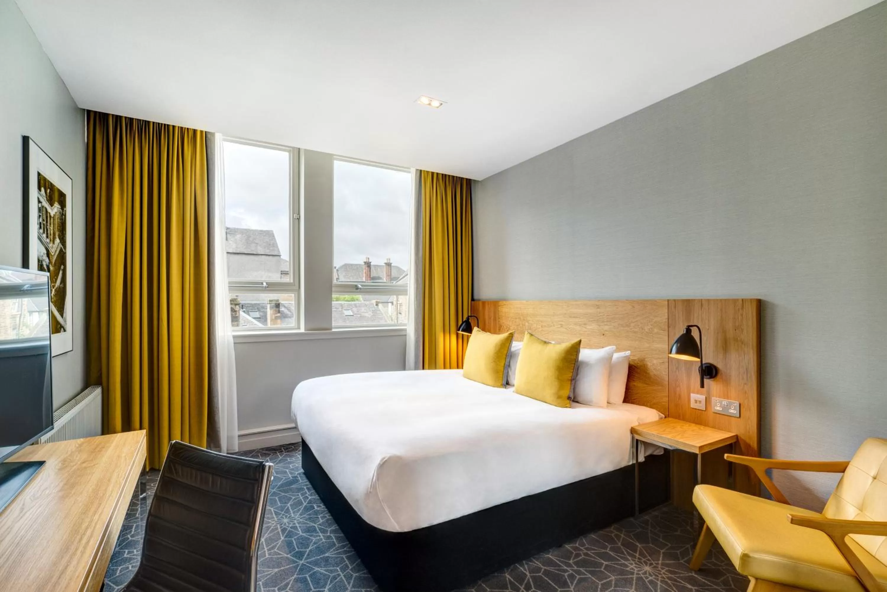 City Double Room in Apex Grassmarket Hotel