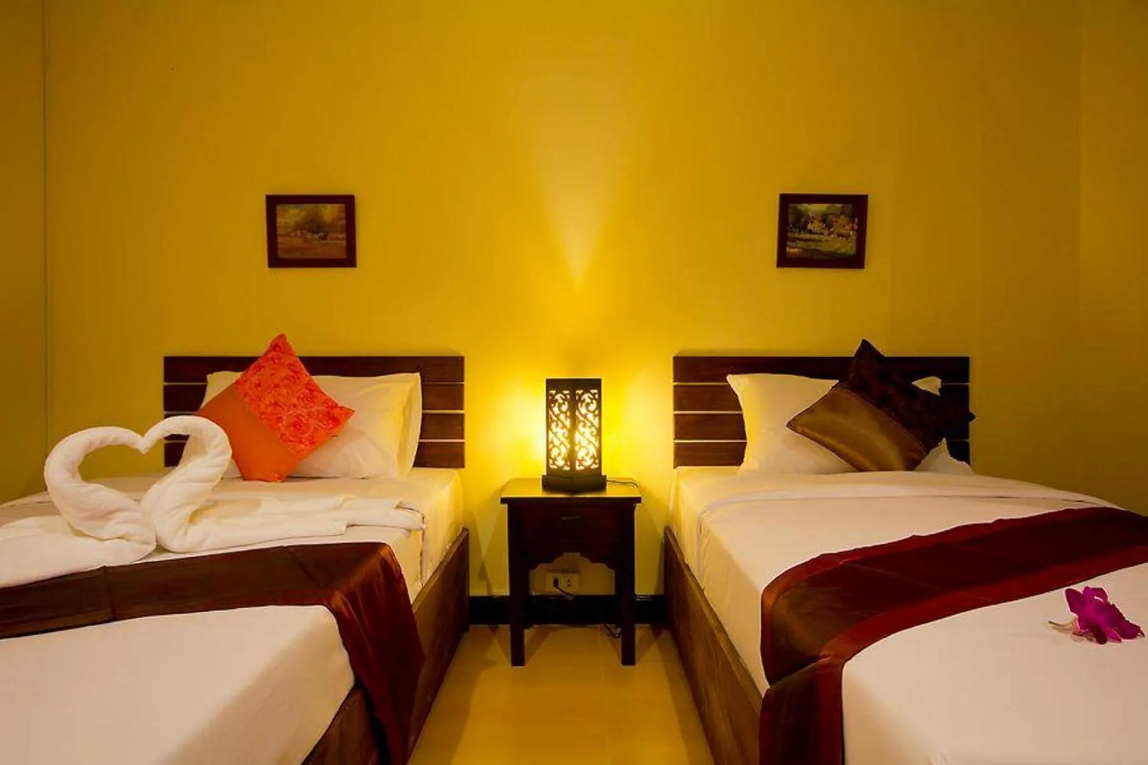 Superior Twin Room in The Sylvana Pai