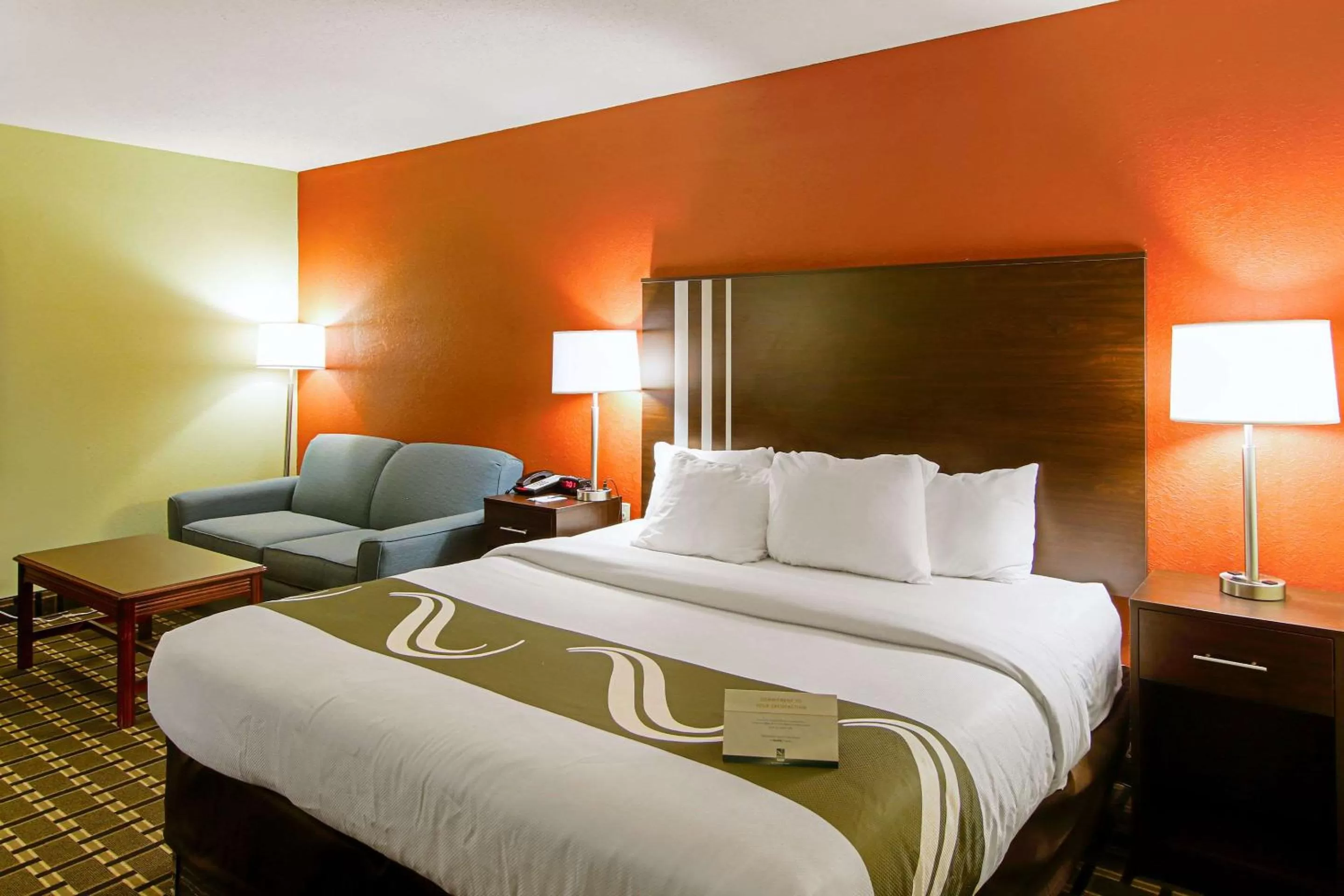 King Room with Sofa Bed - Non-Smoking in Quality Inn Plainfield I-395