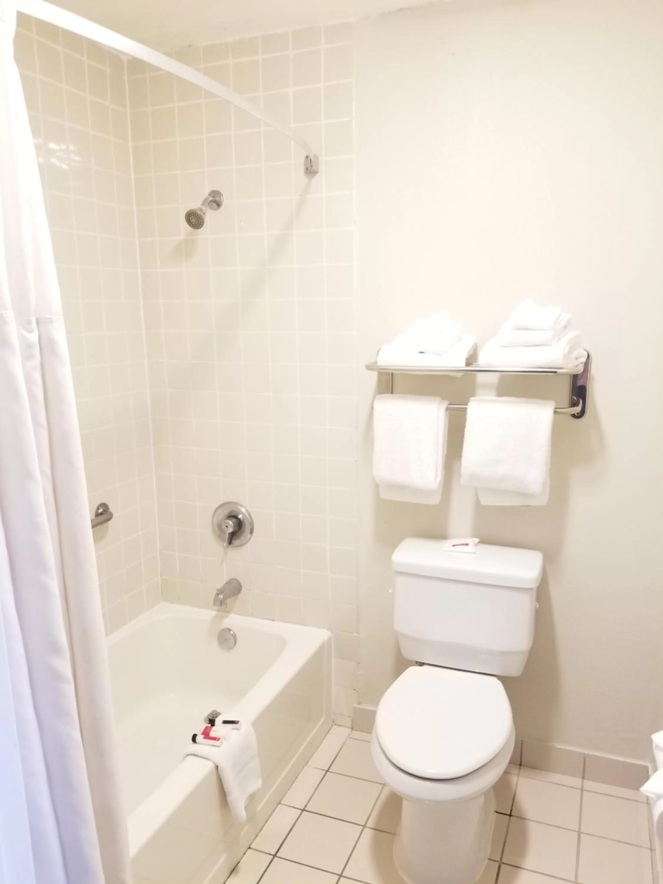 King Room - Non-Smoking in Ramada by Wyndham Oceanside