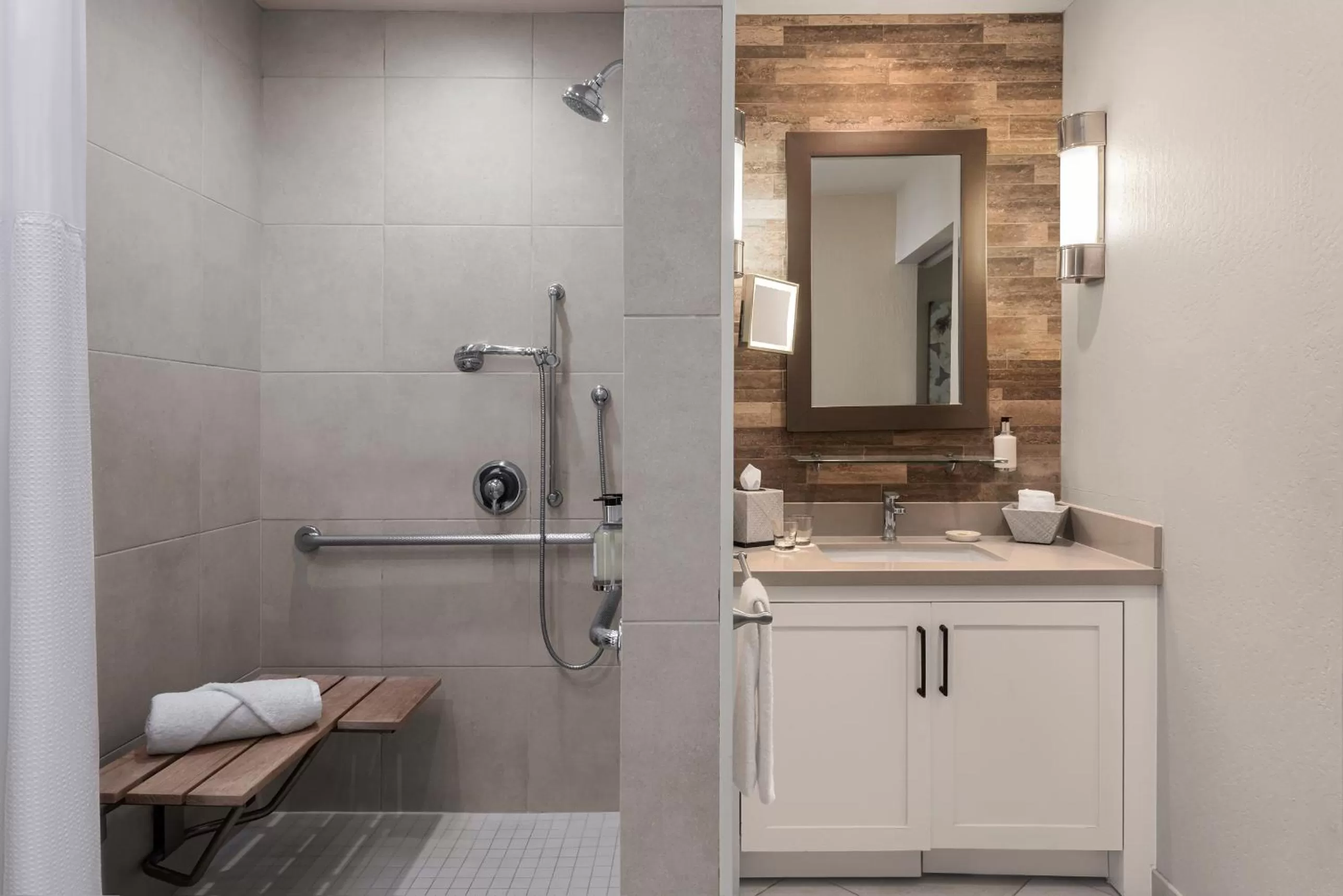 One Bedroom Suite - Disability Access in Silverado Resort