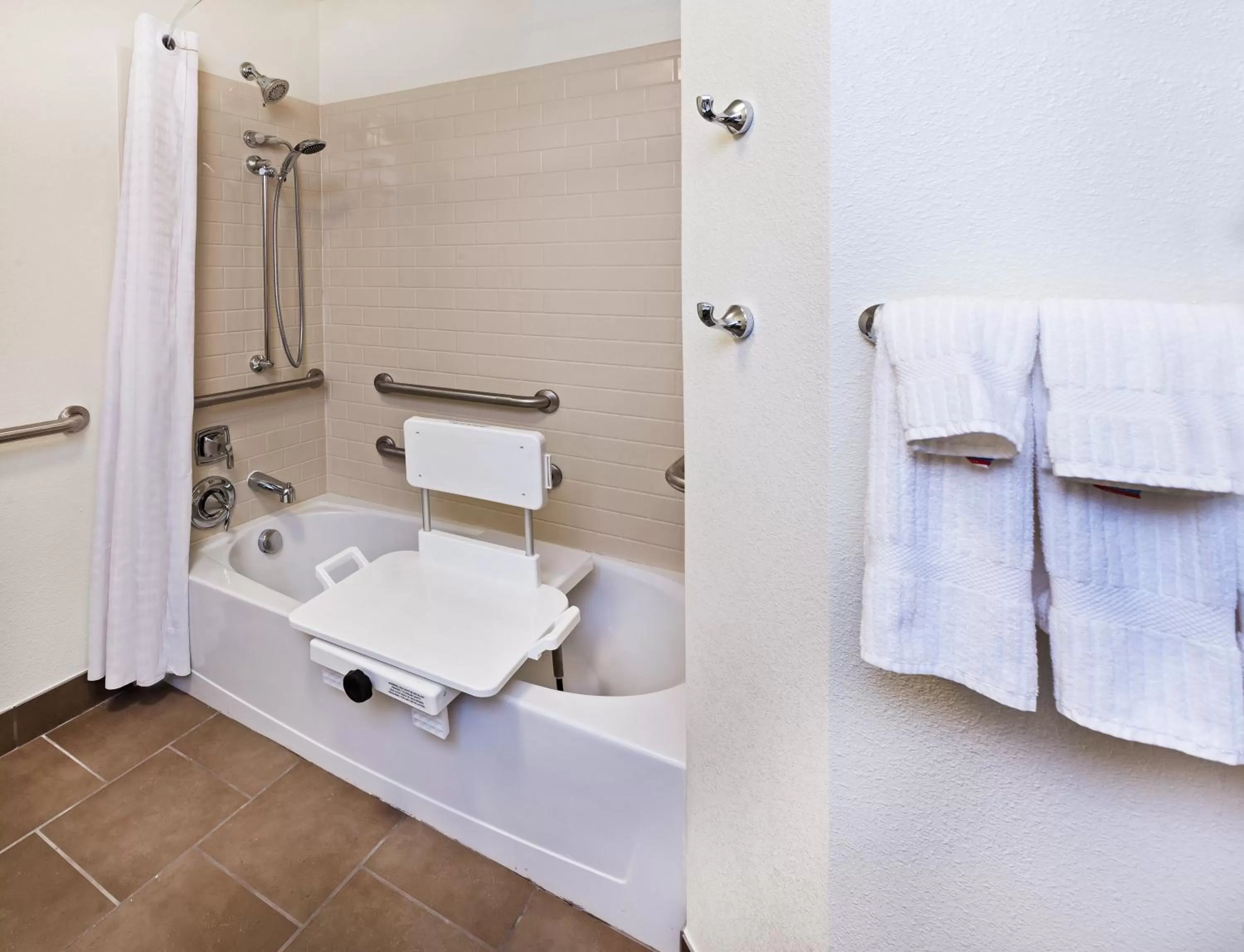 One-Bedroom King Room with Mobility Accessible Tub - Non-Smoking in Candlewood Suites San Angelo, an IHG Hotel