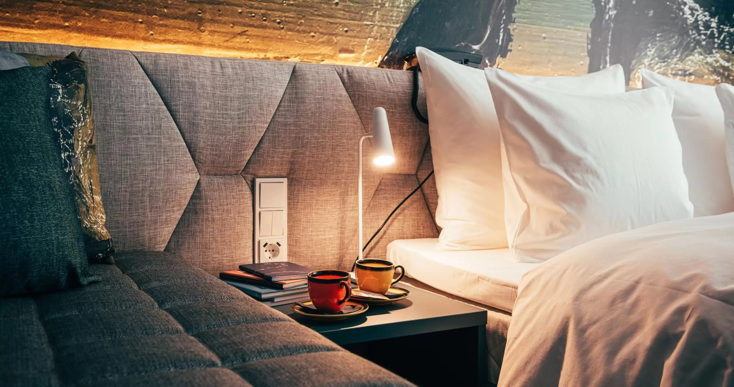 Standard King Room - single occupancy in Hotel AX