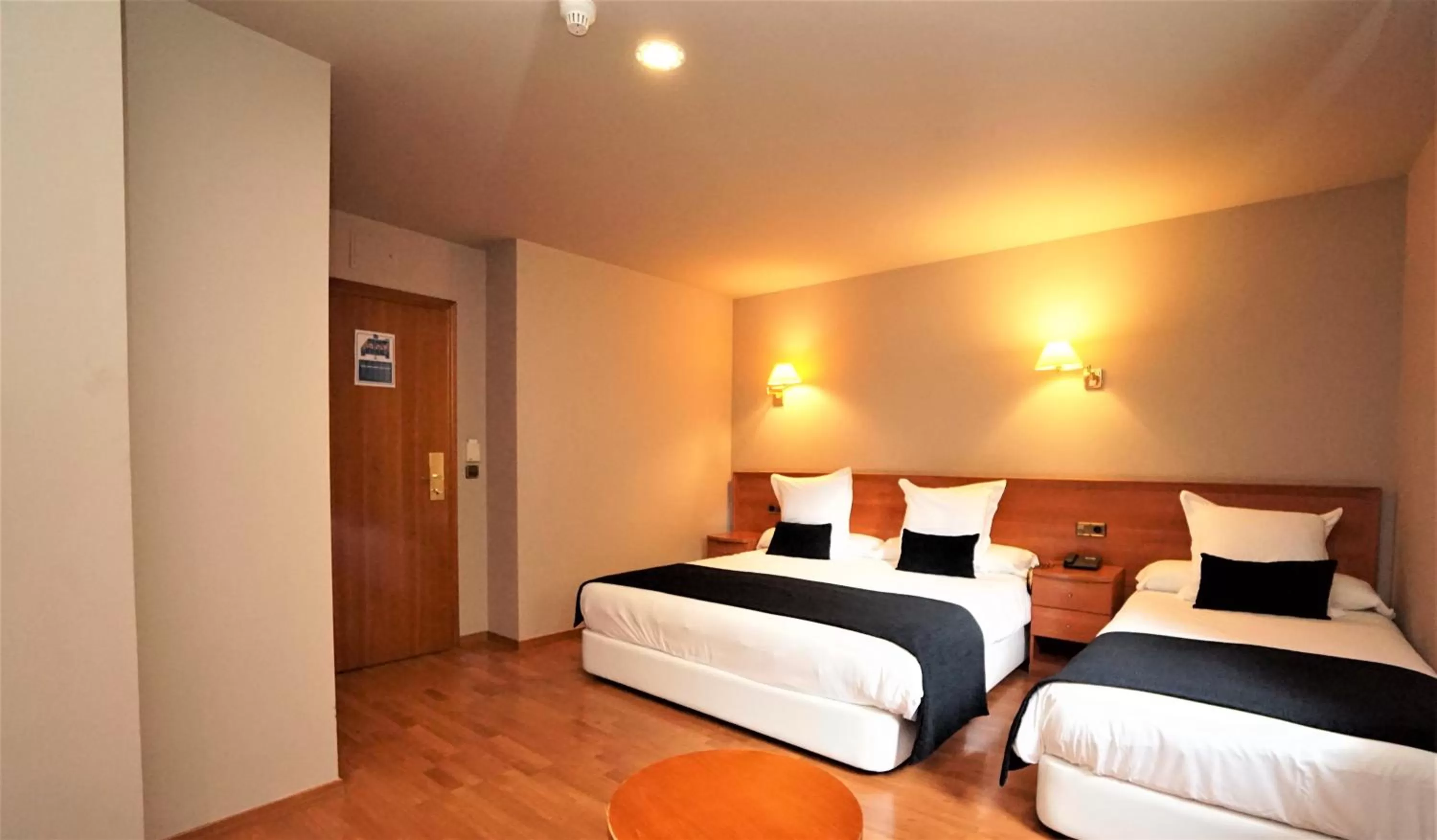 Triple Room in Hotel & SPA Niunit