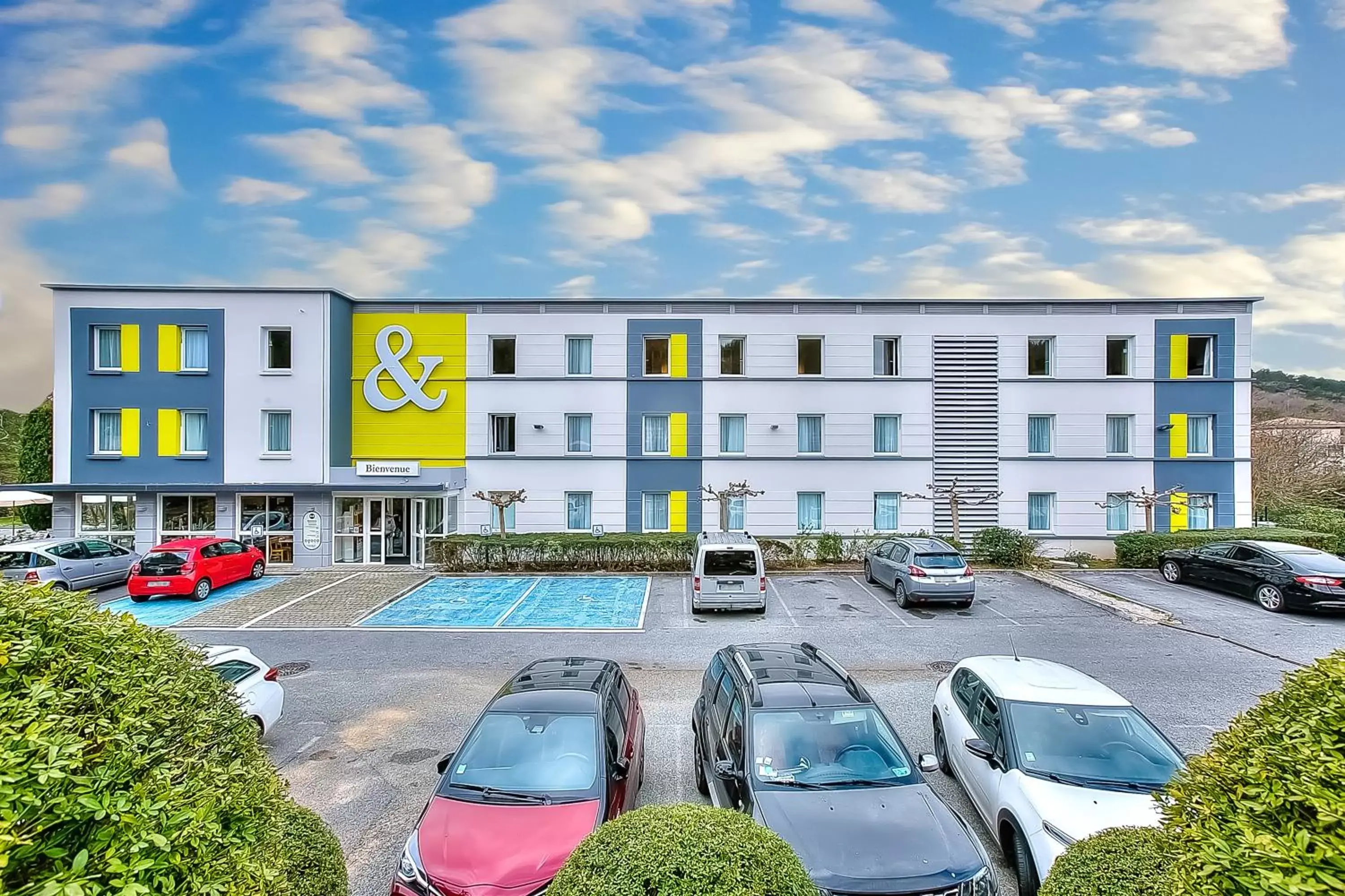 B&B HOTEL Antibes Sophia Antipolis B&B HOTEL Antibes Sophia Antipolis