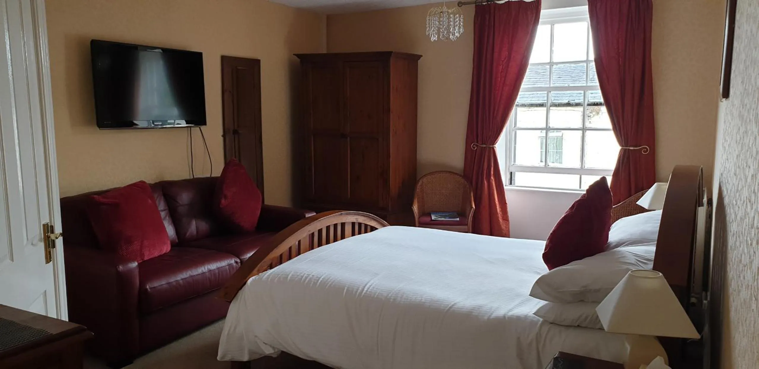 Double Room with Private Bathroom in George Washington Inn