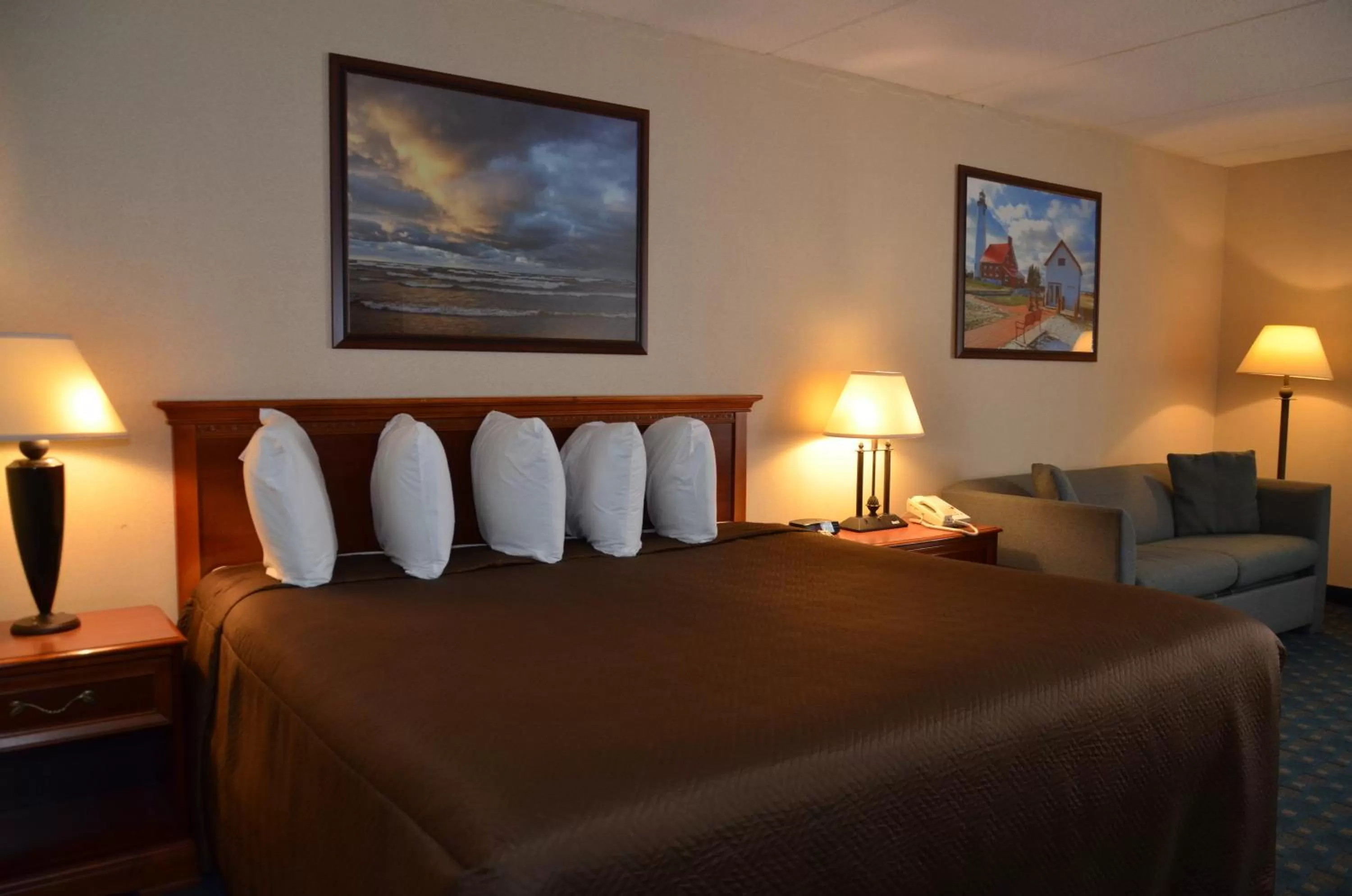 King Cityside in Tawas Bay Beach Resort & Conference Center
