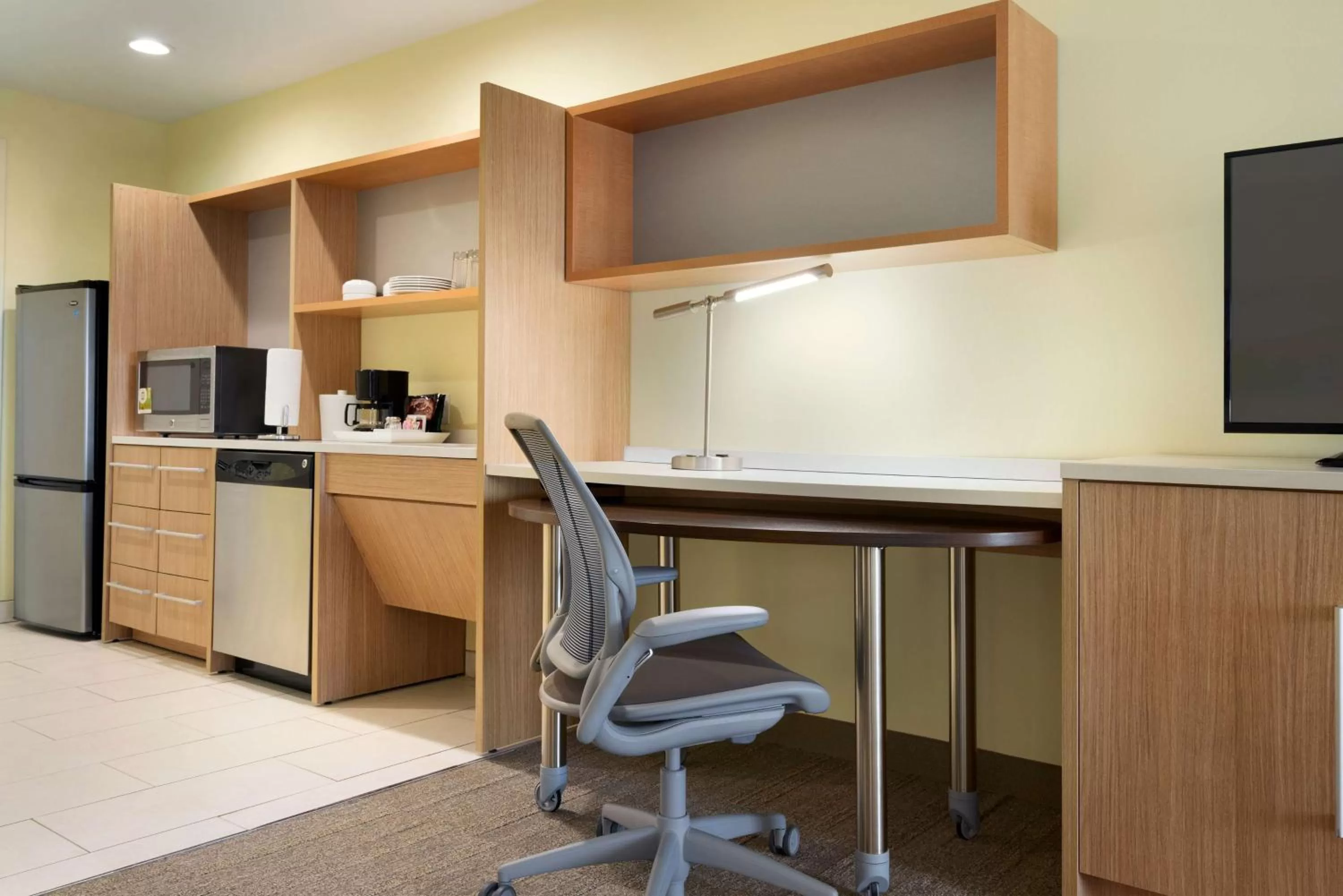 Queen Suite with Two Queen Beds - Mobility/Hearing Access - Non-Smoking in Home2 Suites By Hilton Baton Rouge