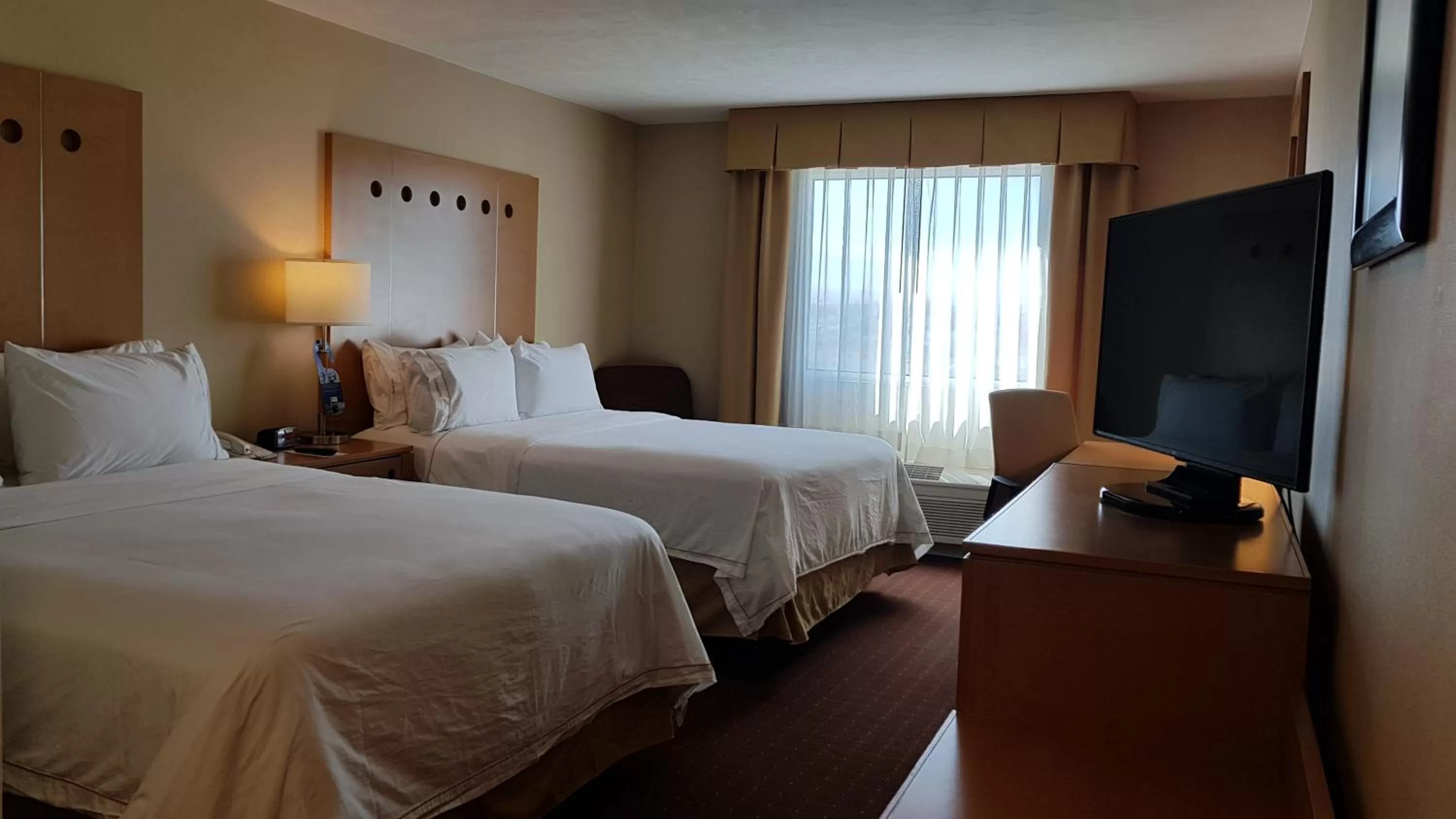 Queen Room with Two Queen Beds - Smoking in Holiday Inn Express Saltillo Zona Aeropuerto by IHG