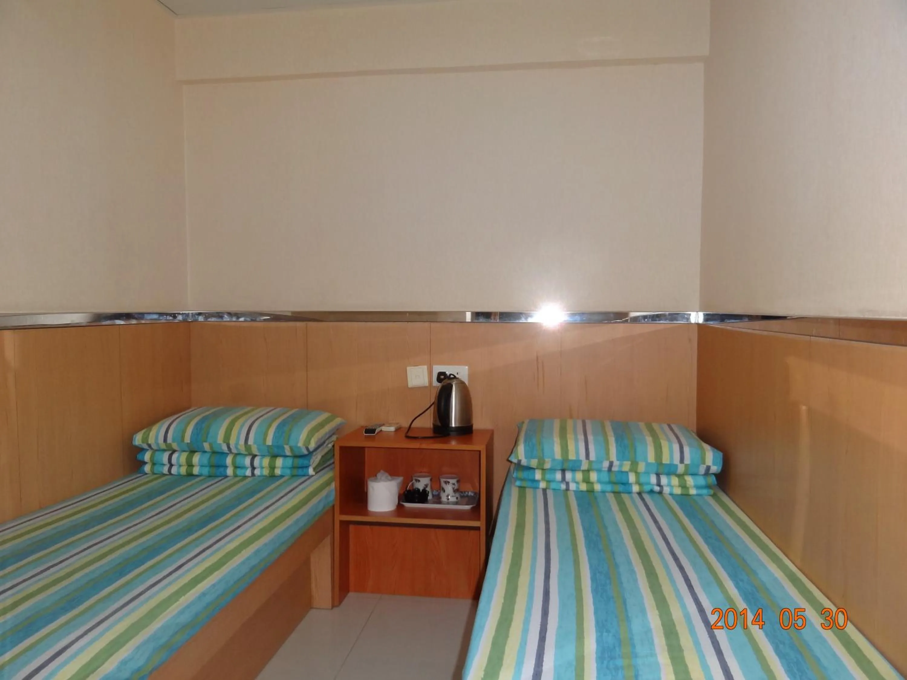 Twin Room without Window in Fortune Hotel