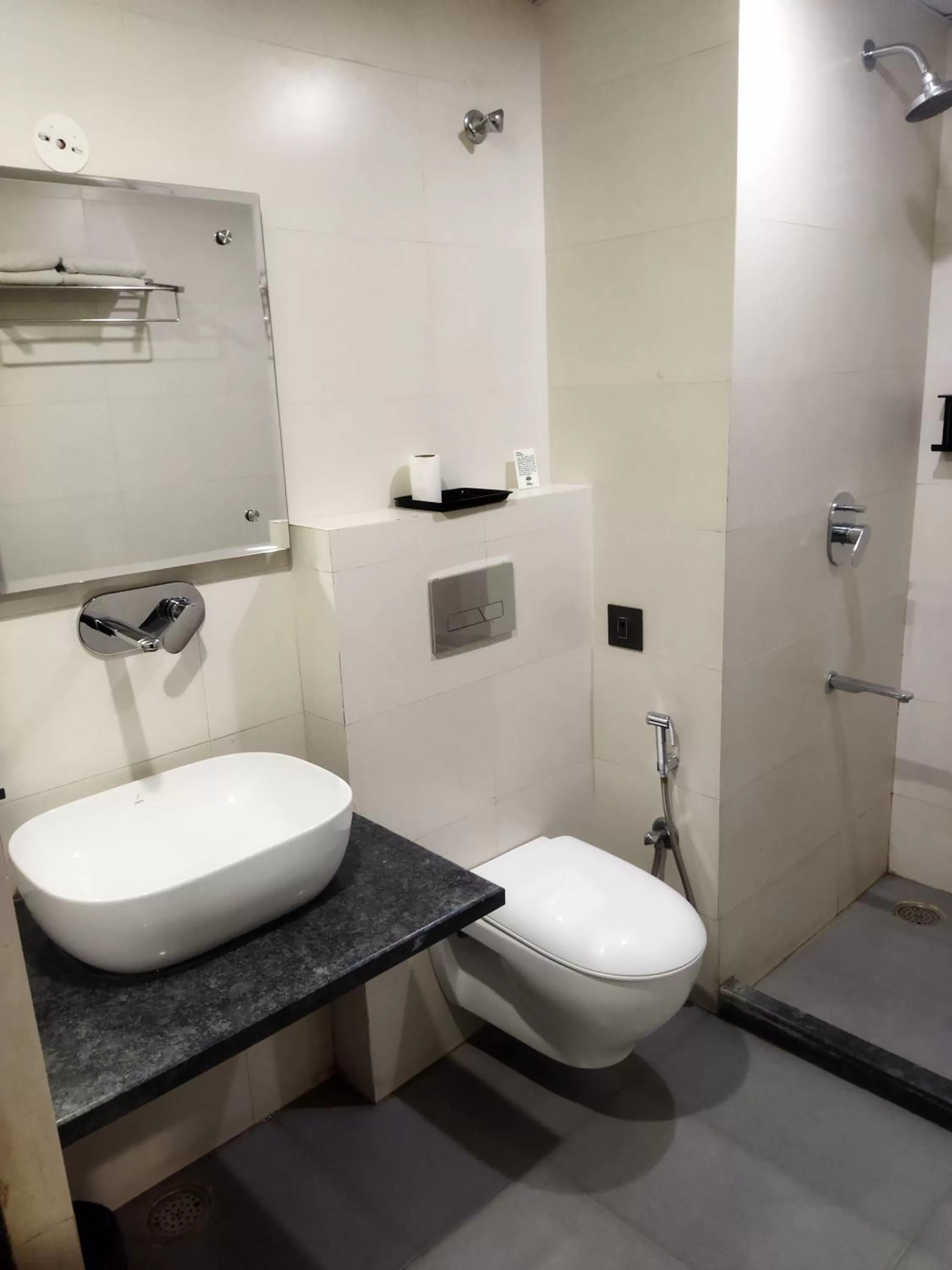 Deluxe Double Room - single occupancy in TGI Apple Inn