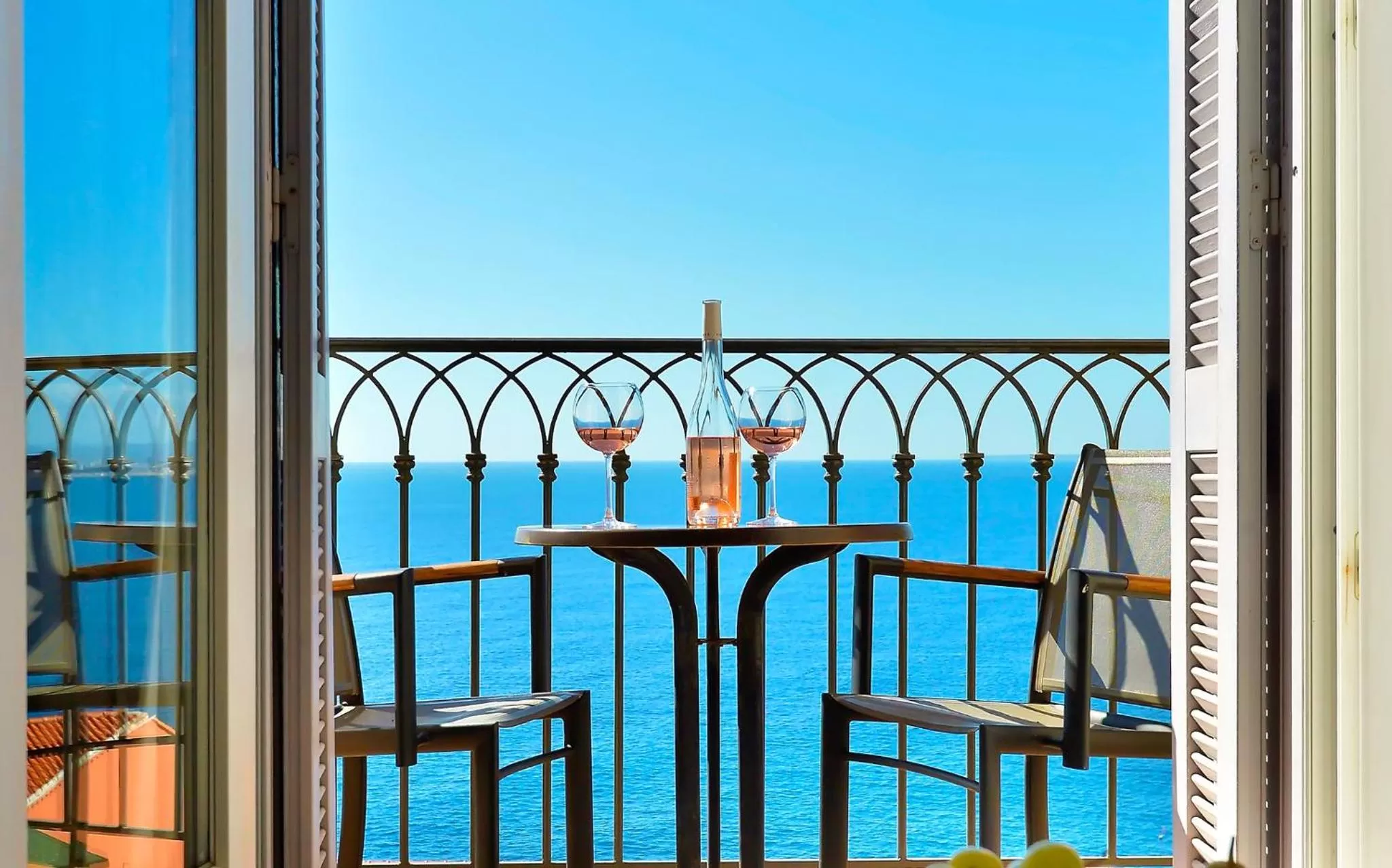 Superior Double Room with Full Sea View and Balcony in Hôtel La Pérouse Nice Baie des Anges