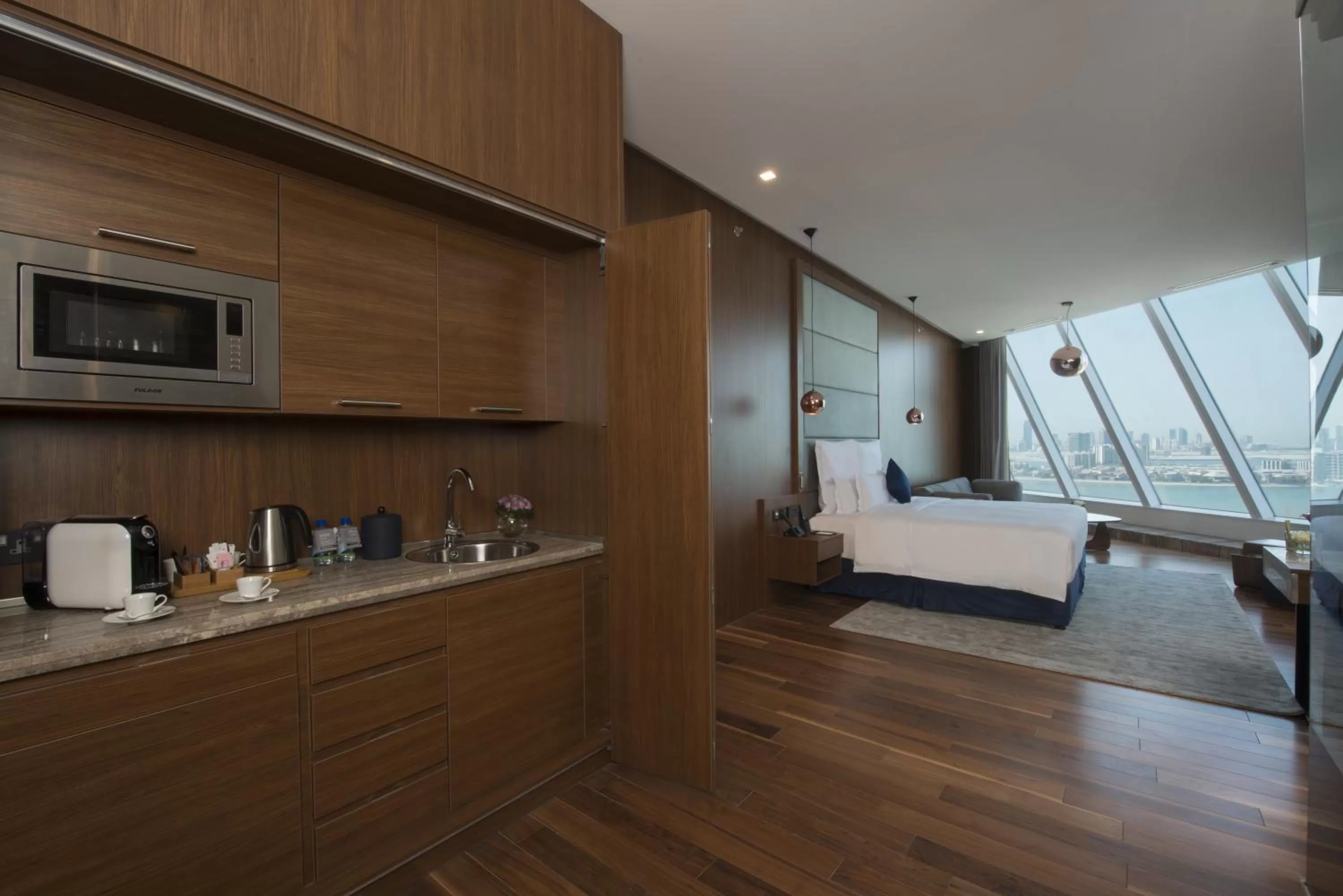  Junior Suite King Accessible Room in Wyndham Grand Manama