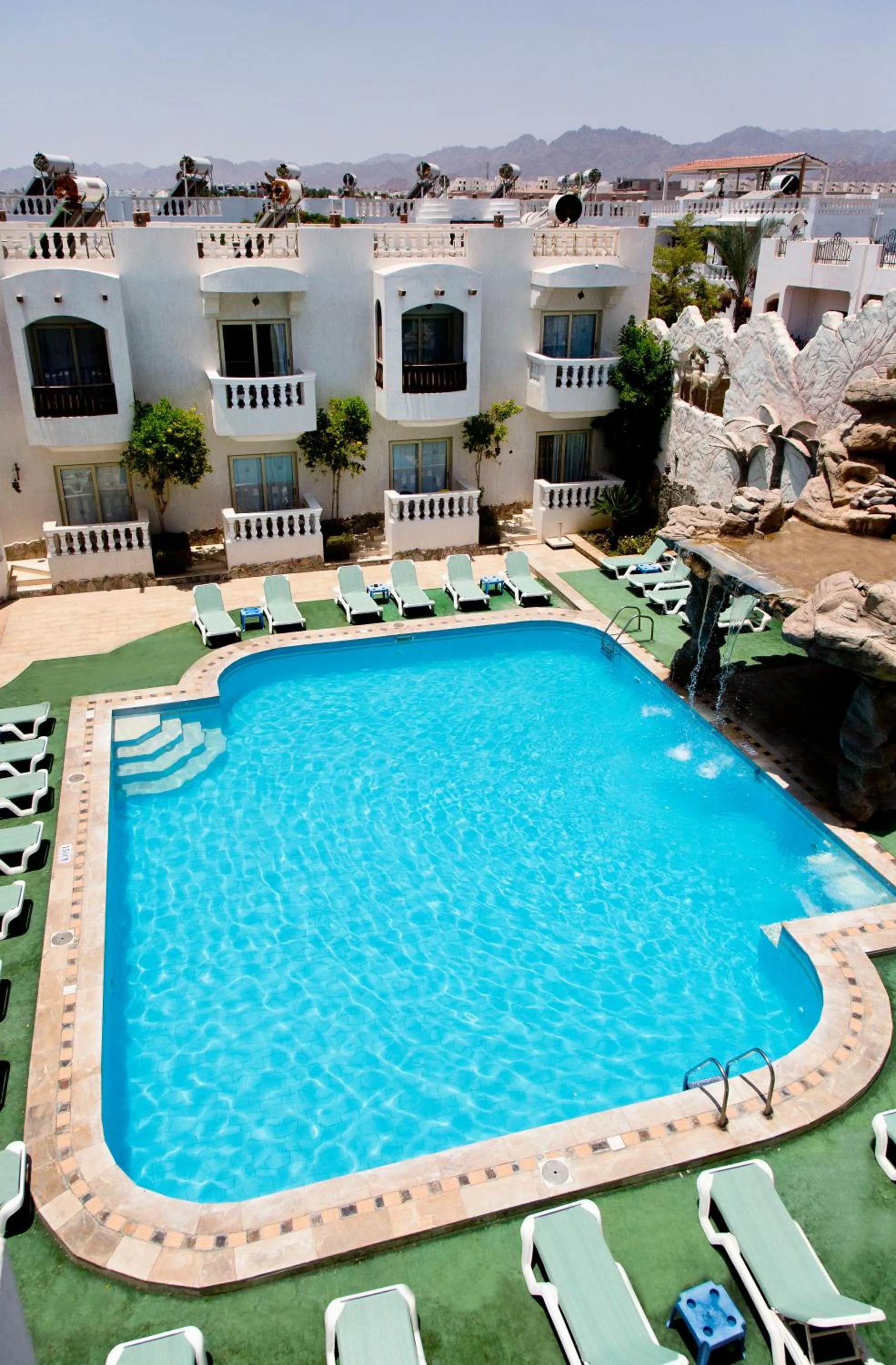 Triple Room with Pool View in Oriental Rivoli Hotel & Spa