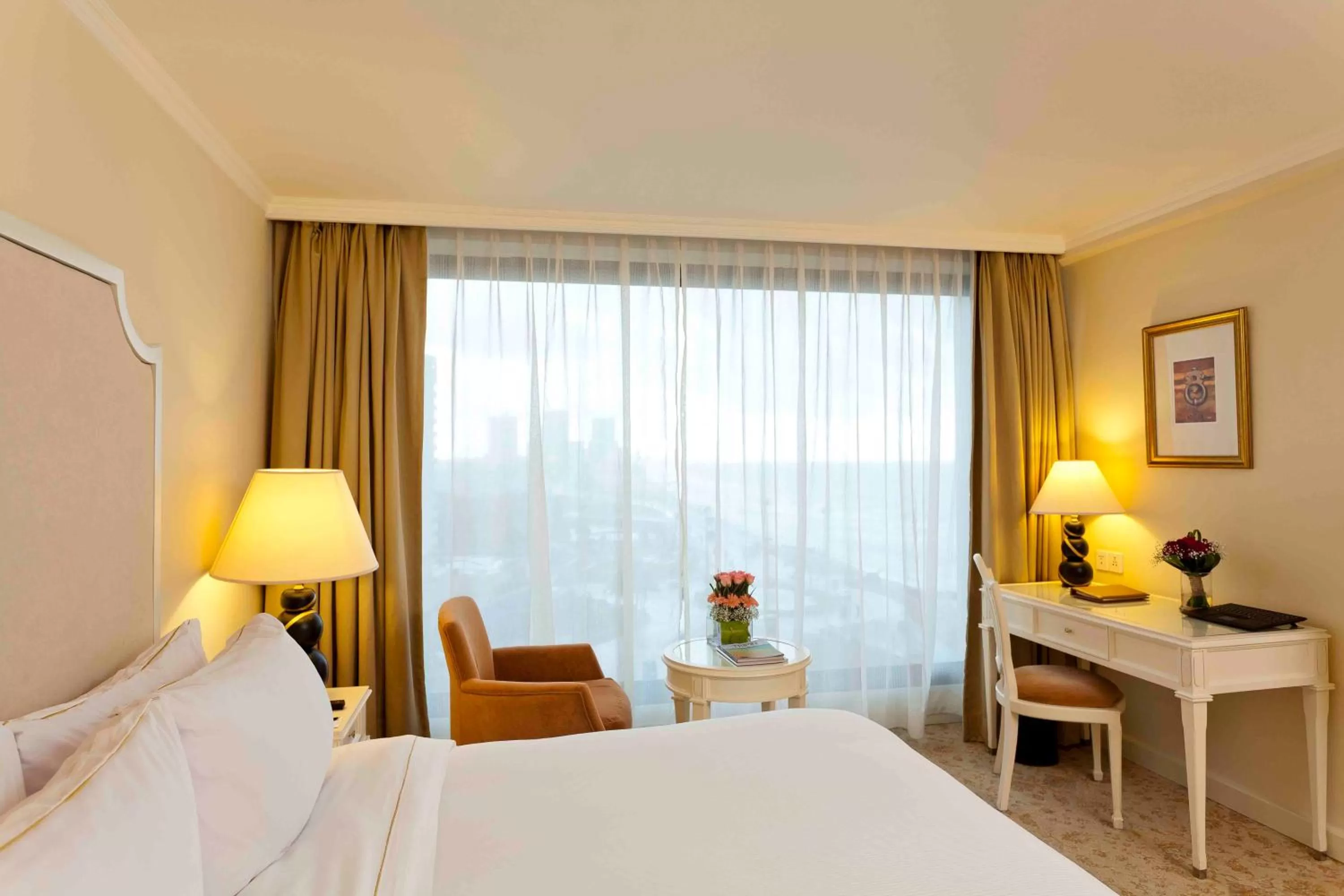 Superior Room with Roll Away Bed in The Kingsbury Colombo