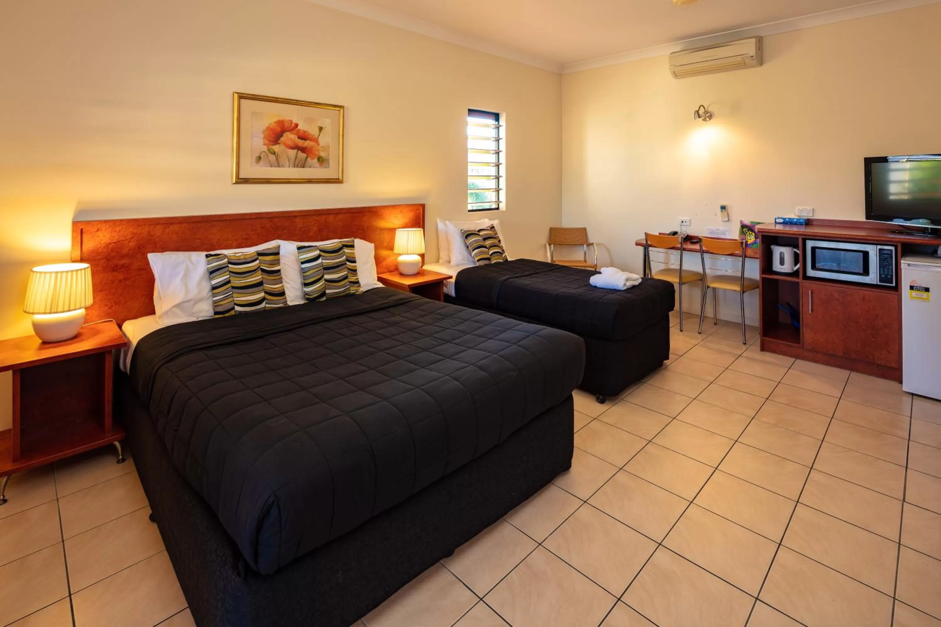 Premier Double or Twin Room in Cairns Queens Court