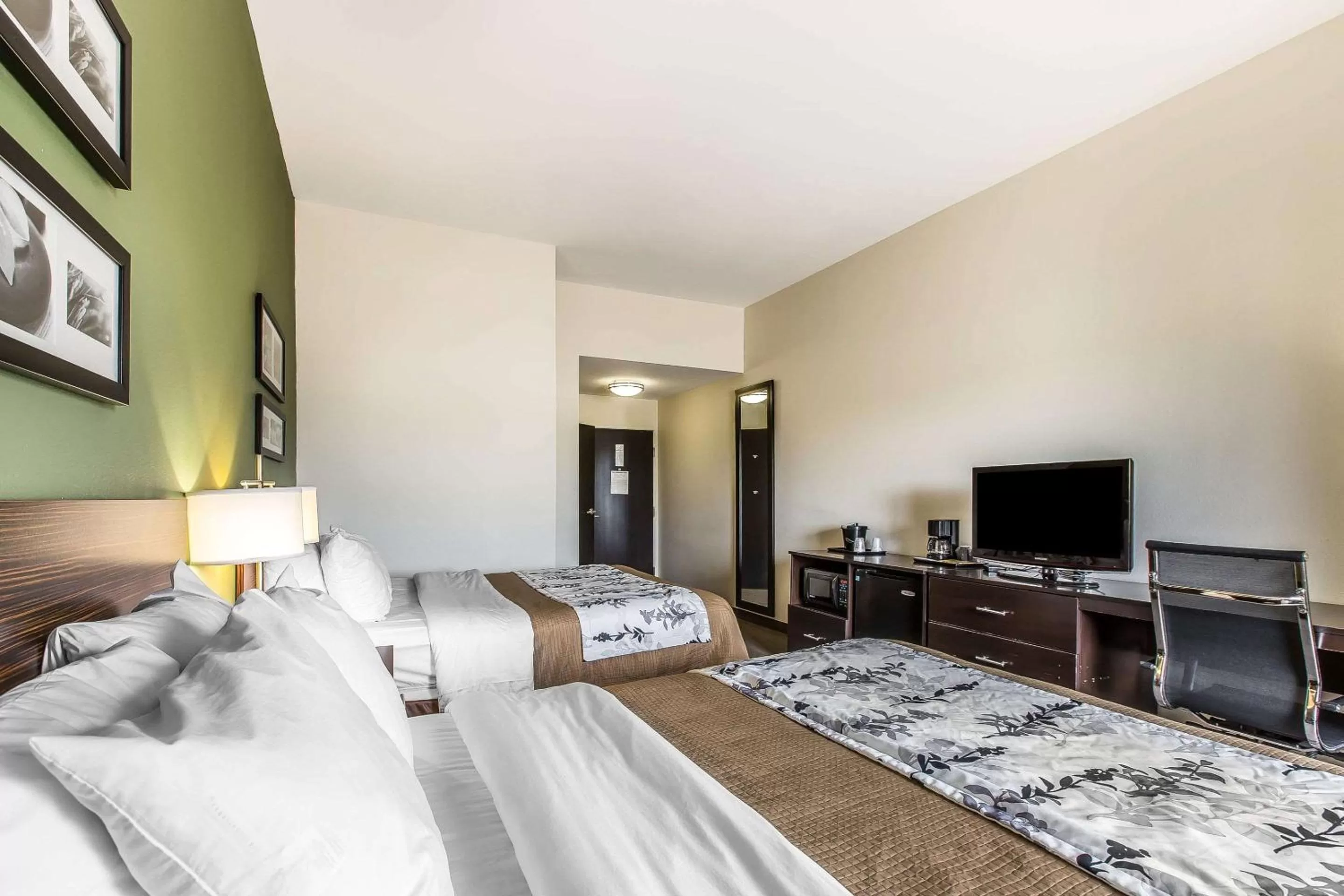 Queen Room with Two Queen Beds - Non-Smoking in Sleep Inn & Suites Mount Olive North