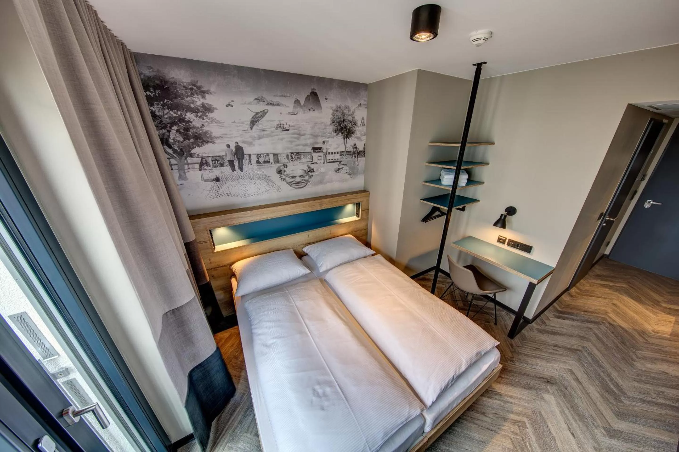 Double or Twin Room in Schulz Hotel Berlin Wall at the East Side Gallery