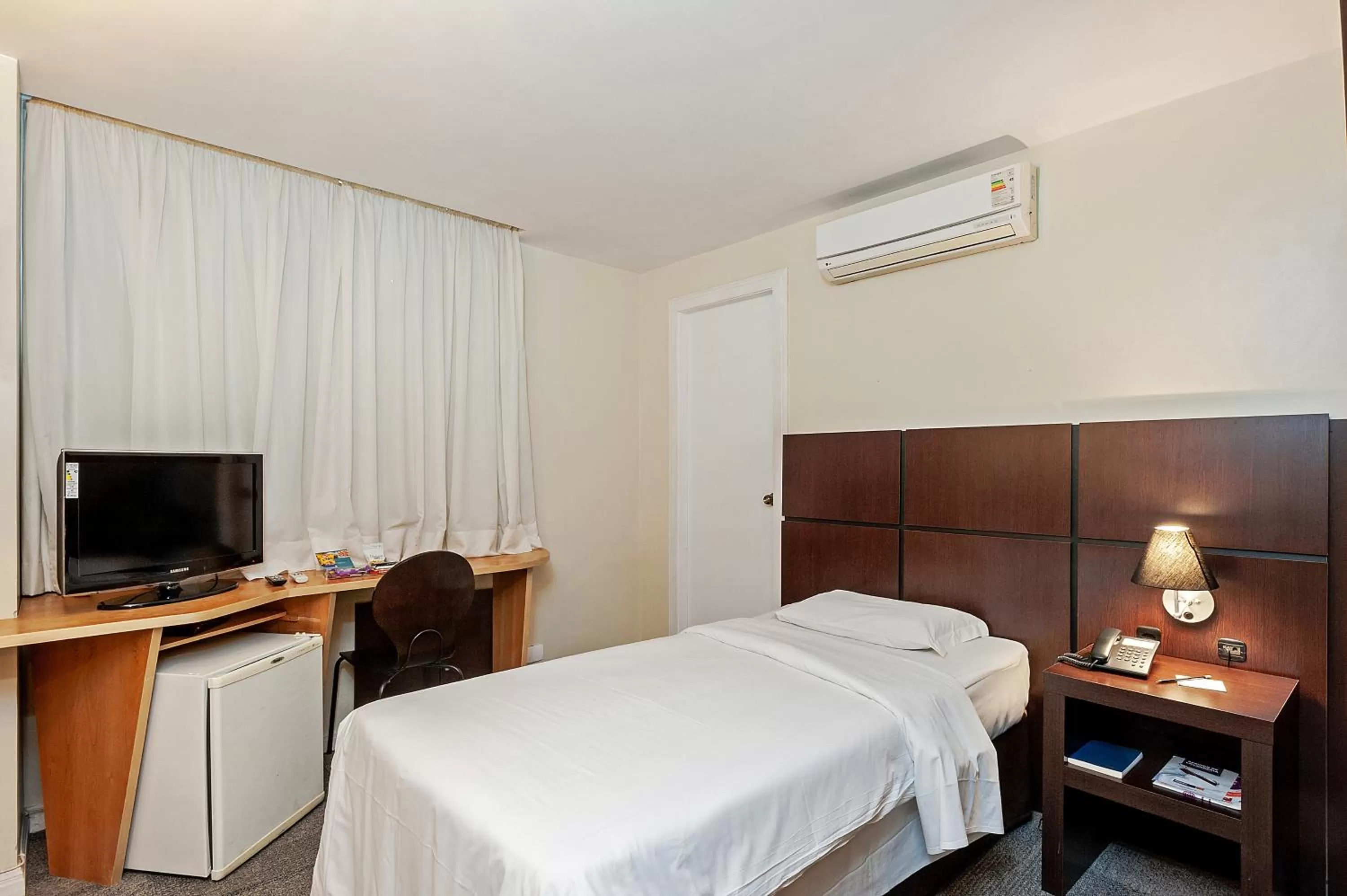 Deluxe Single Room in Slaviero Curitiba Shopping